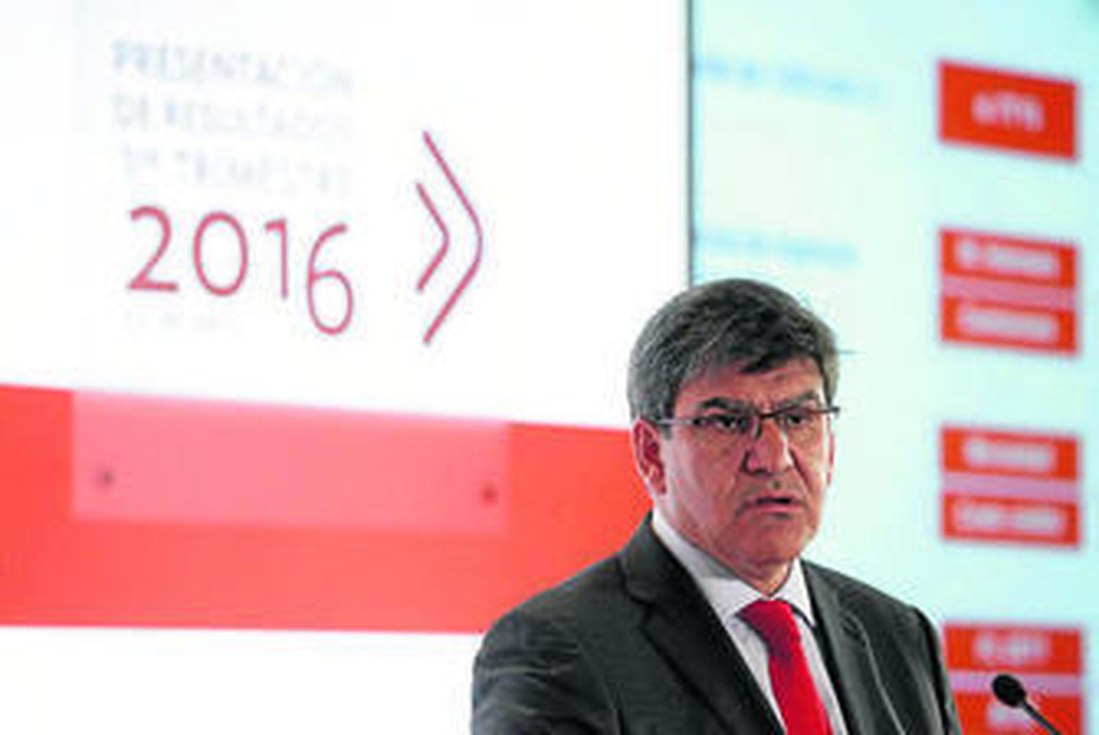El consejero delegado del Banco Santander, José Antonio Álvarez, durante la presentación de resultados de ayer.