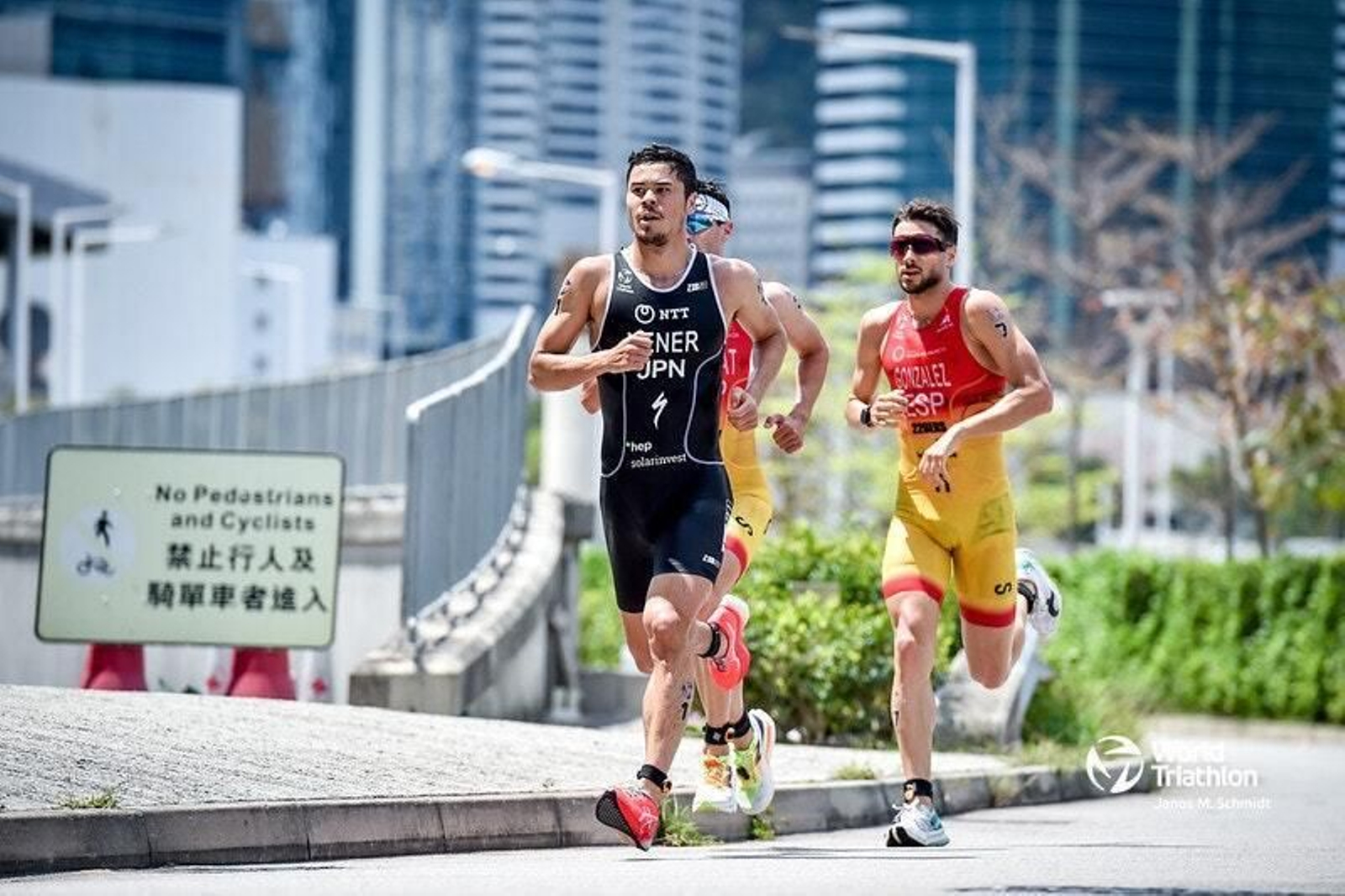 Alberto González, su oro en Hong Kong en imágenes