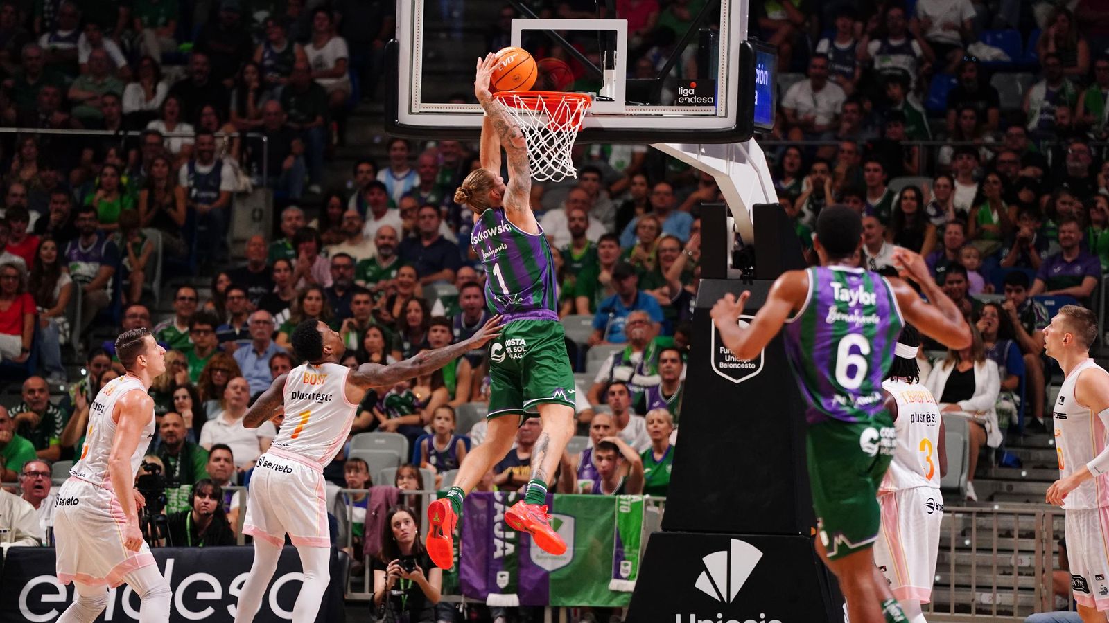 Las fotos del Unicaja-Hiopos Lleida