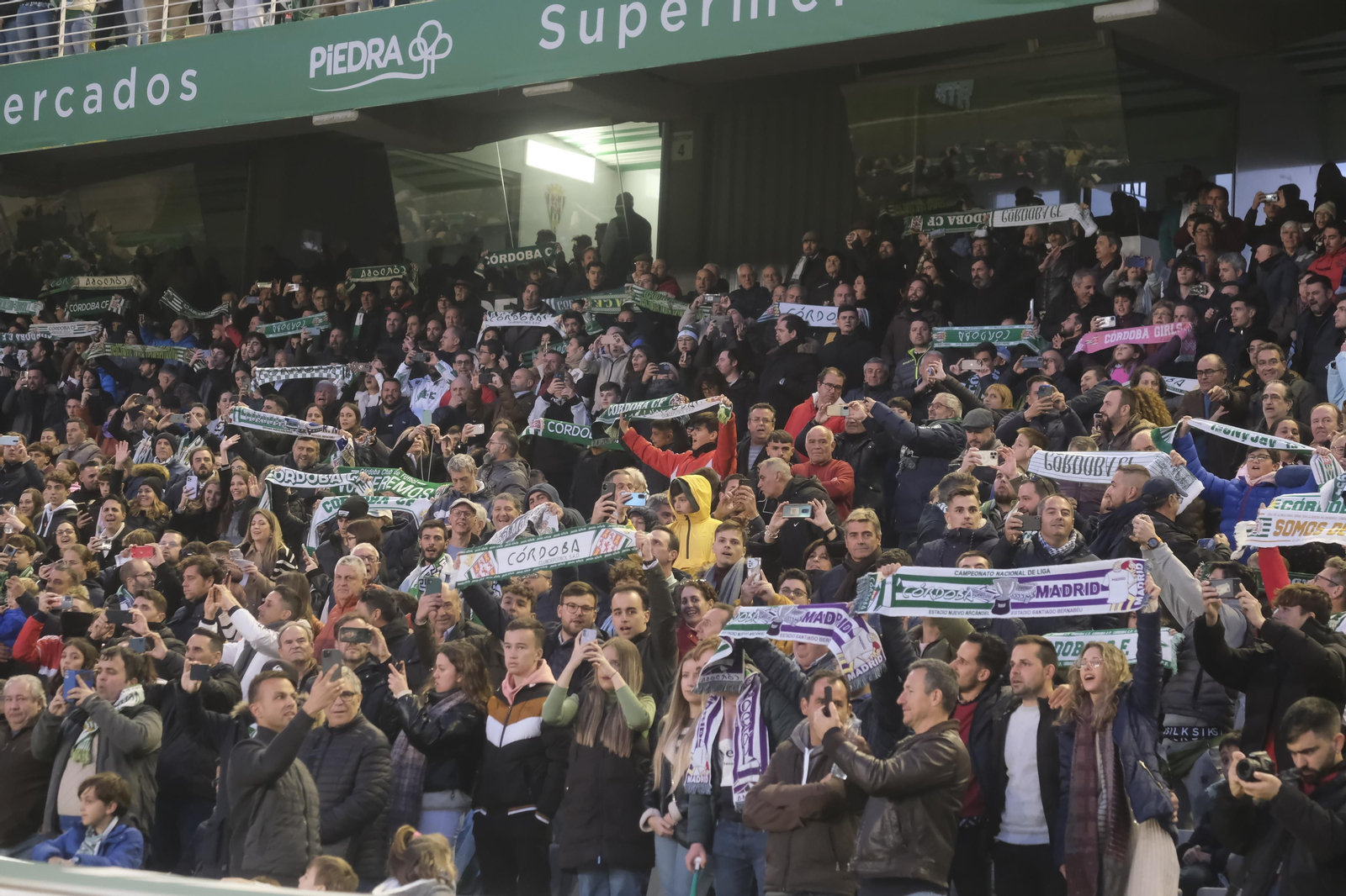 Córdoba CF - Real Madrid Castilla: Las fotos del ambiente en El Arcángel Córdoba CF - Real Madrid Castilla: Las fotos del ambiente en El Arcángel