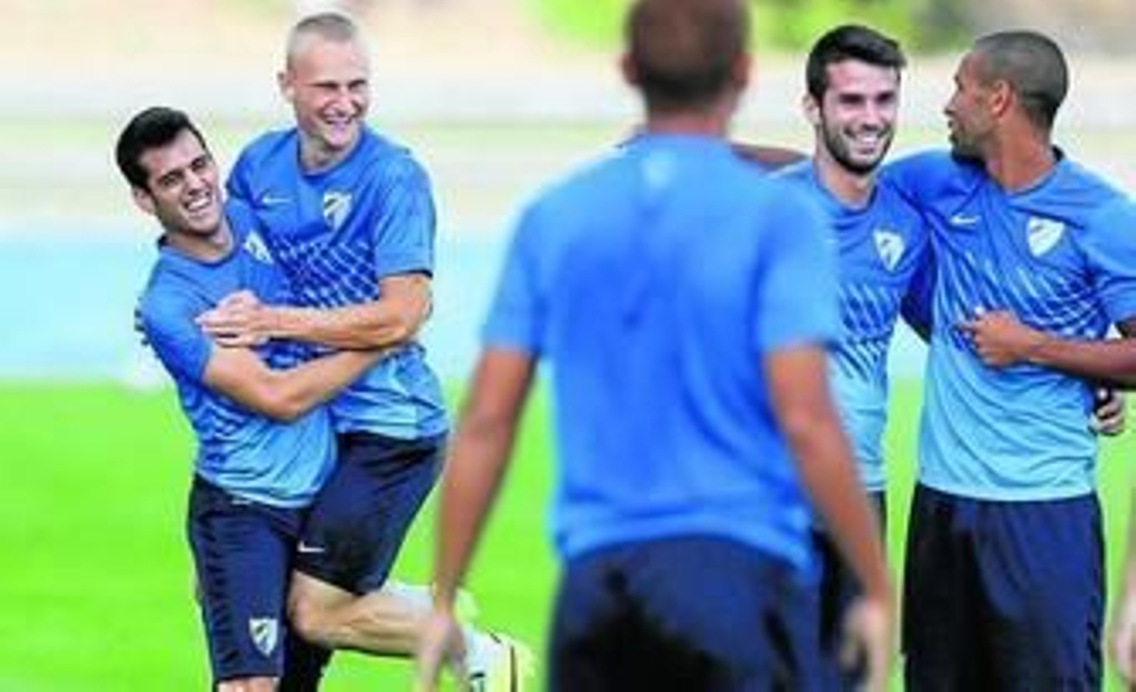 Juanmi coge a Pawlowski en un ejercicio.