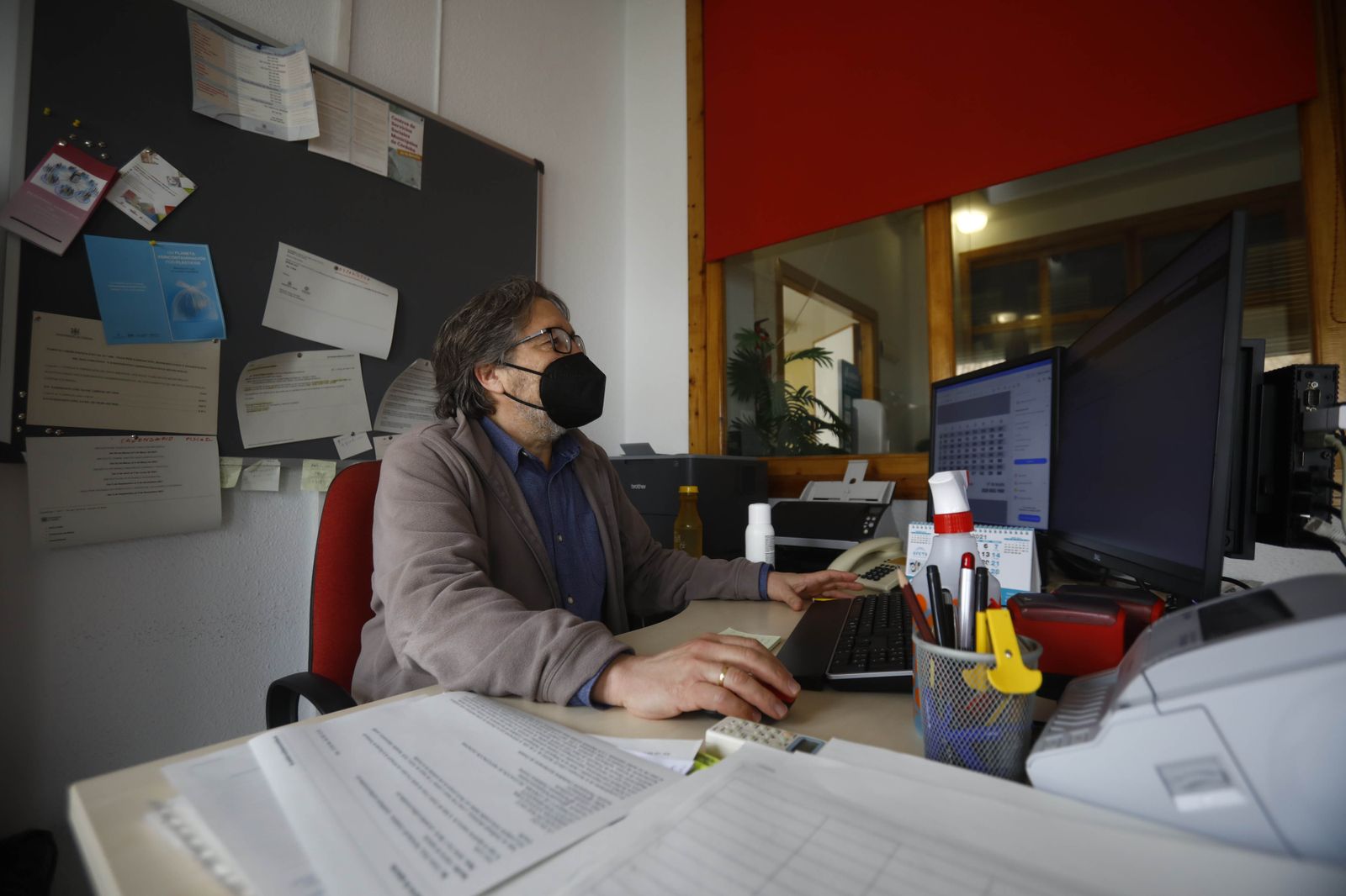 Fotografías: Un paseo por la barriada periférica de Santa Cruz, la más aislada de Córdoba