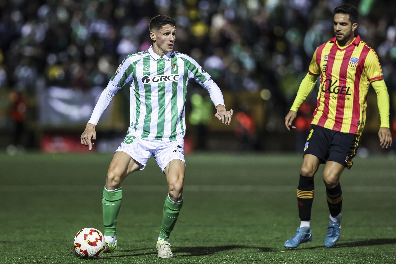 Las fotos del Sant Andreu - Betis de Copa del Rey