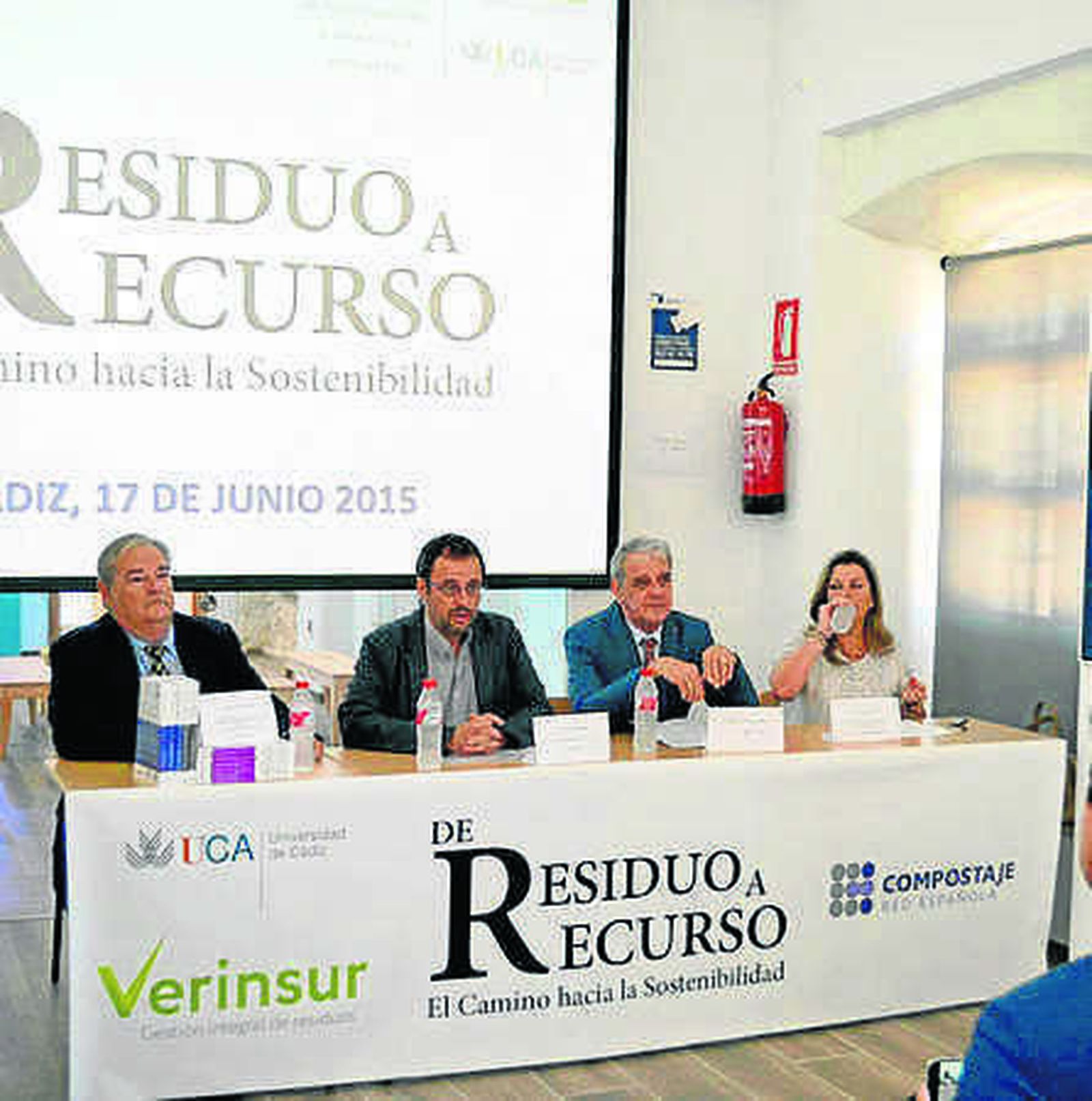 Patrocinios y publicaciones de la Cátedra.