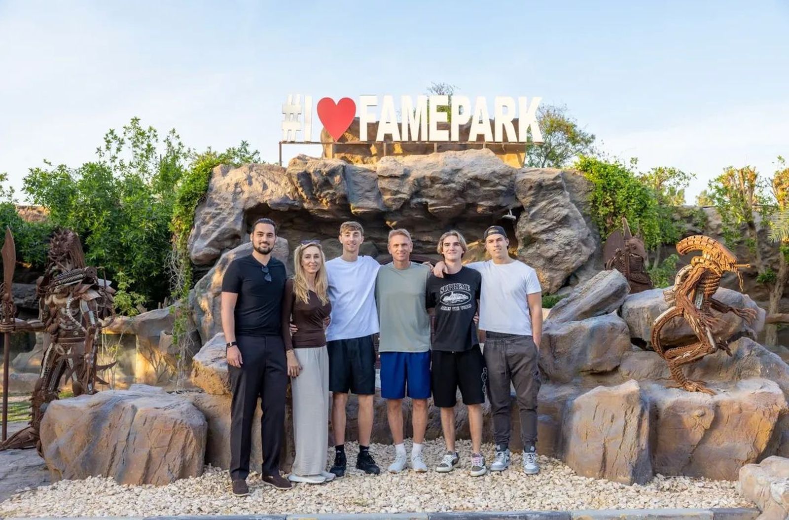 Las exóticas vacaciones de Dean Huijsen