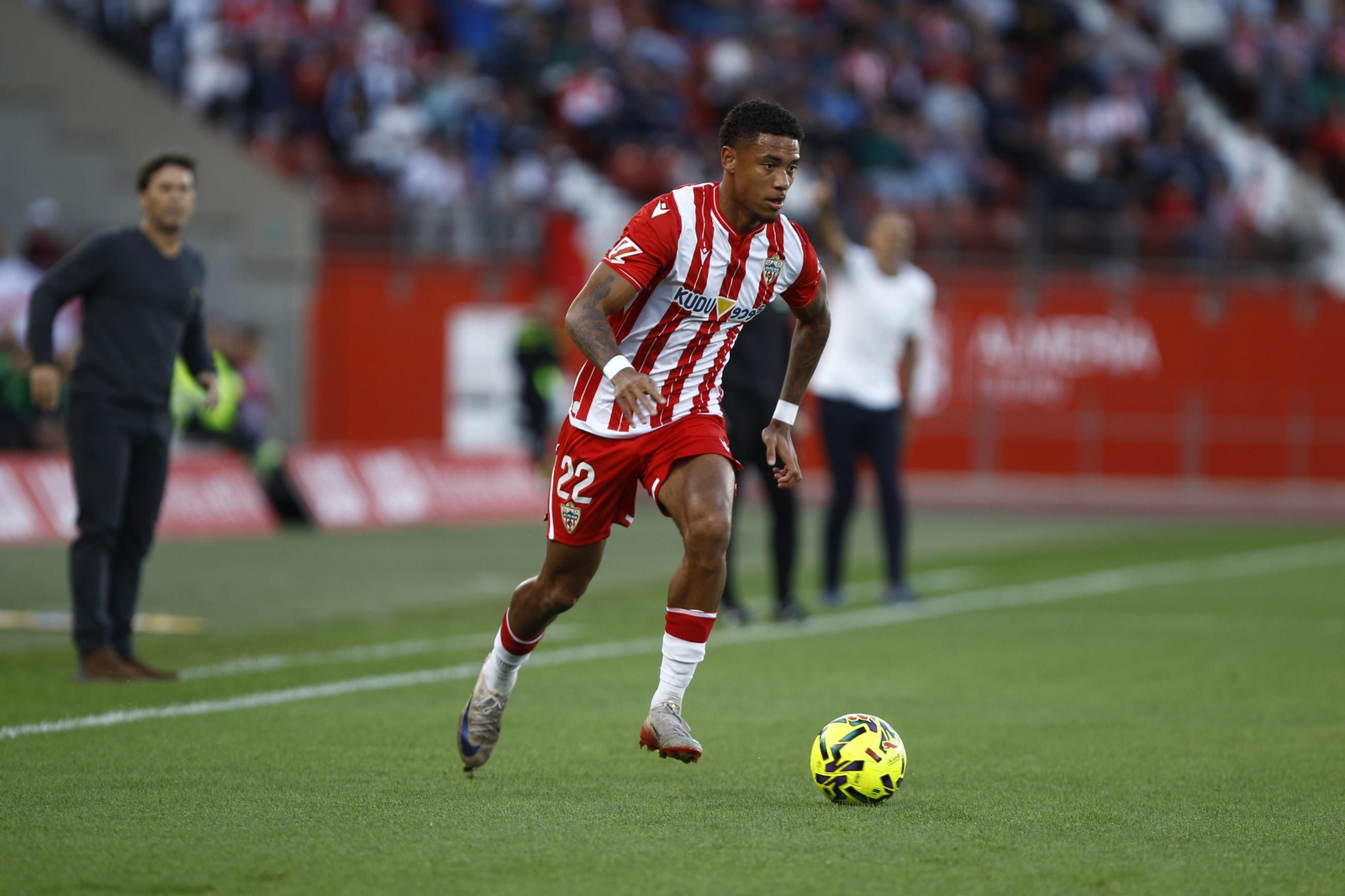 El partido U.D. Almería-Cádiz C.F. en imágenes