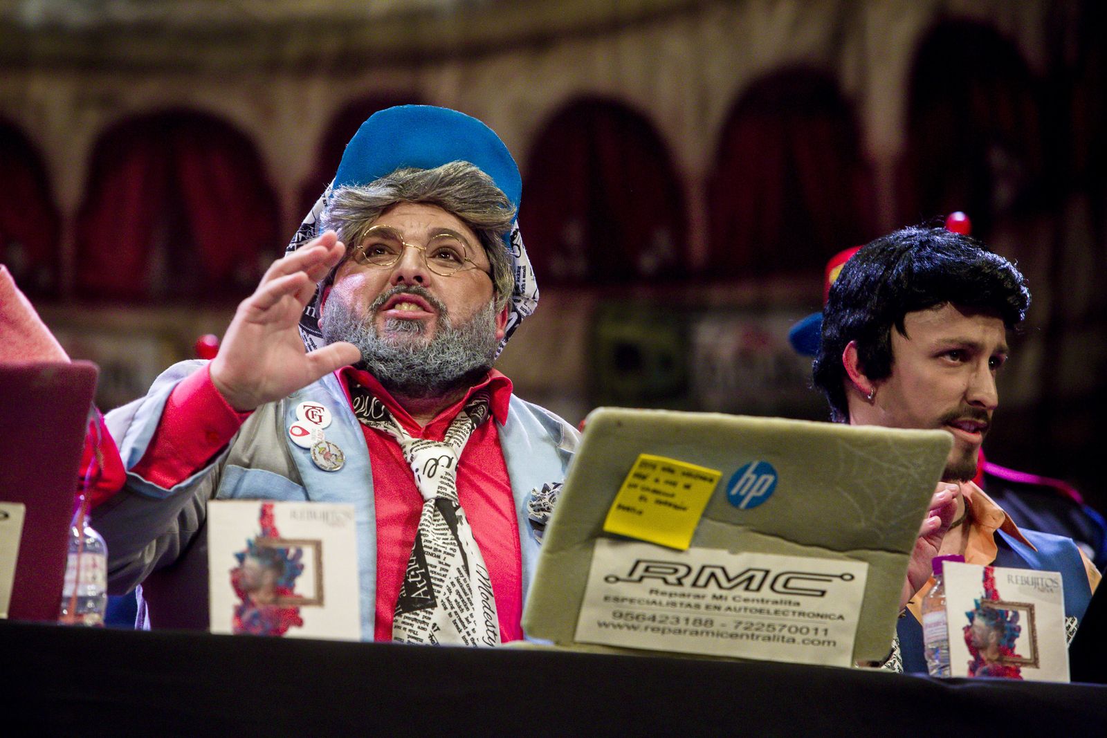 Chirigota Los periodistas se la dan de artistas