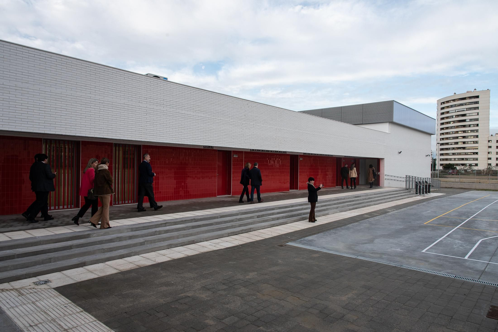 Imágenes de la visita de la Consejera de Desarrollo Educativo y Formación Profesional al nuevo colegio del Ensanche