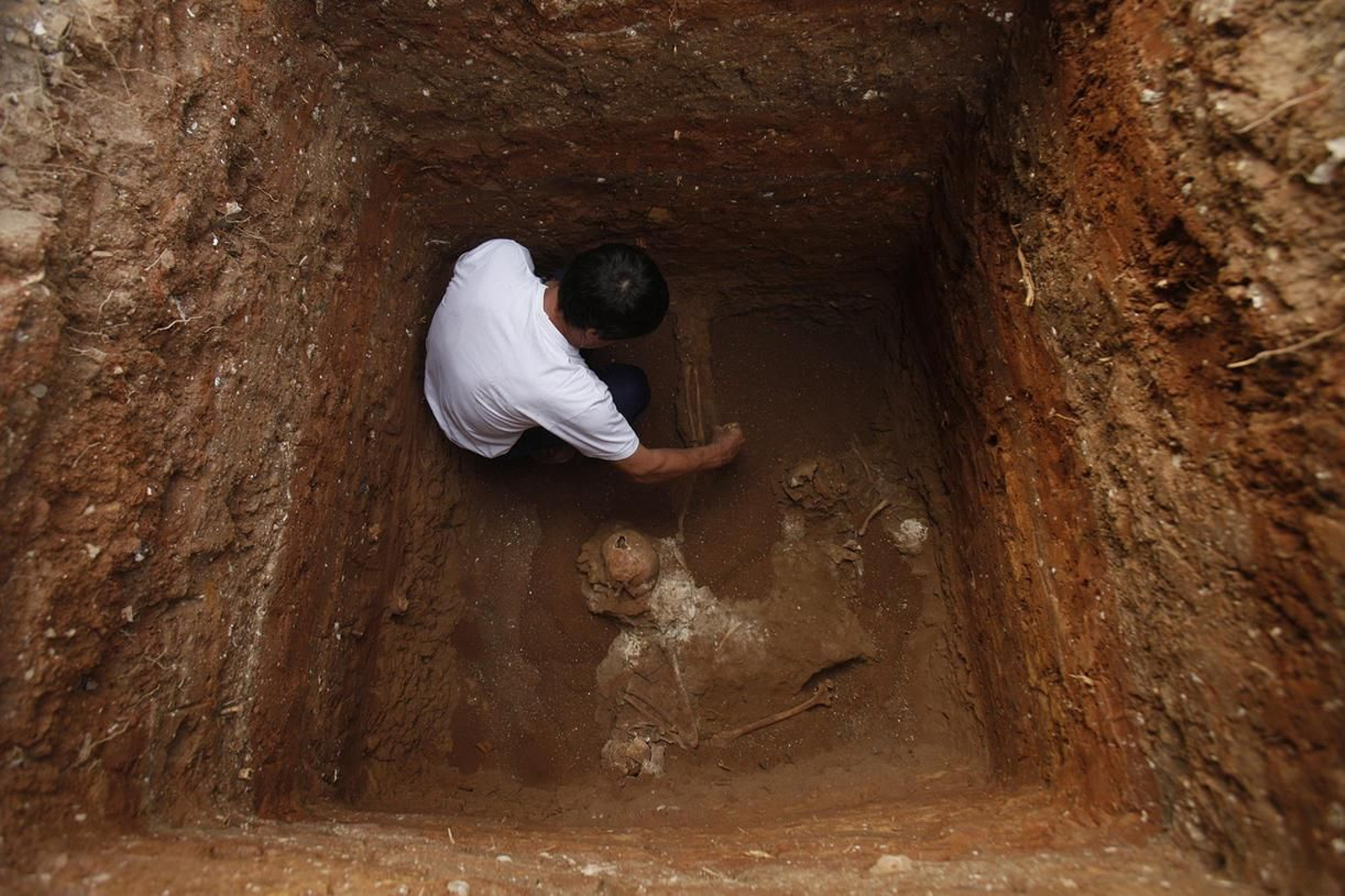 Una de las cuatro fosas  comunes de fusilados en el cementerio de Ronda.
