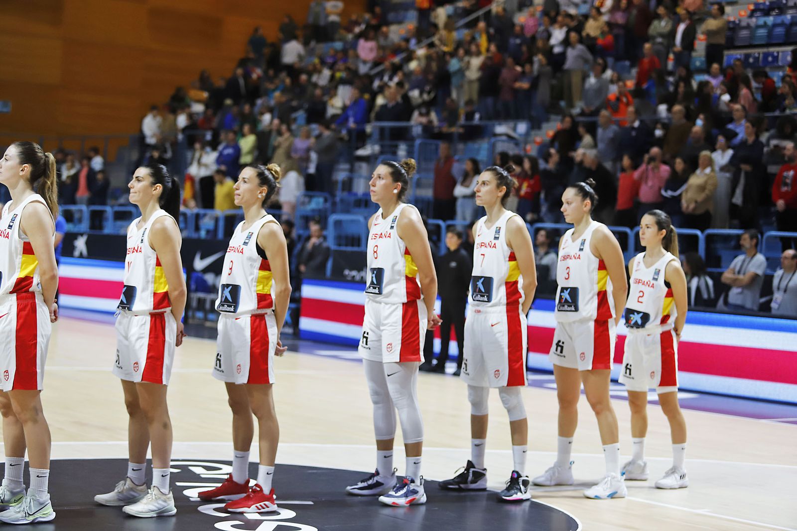 Imágenes del partido de la Selección Española femenina de baloncesto contra Islandia en Huelva