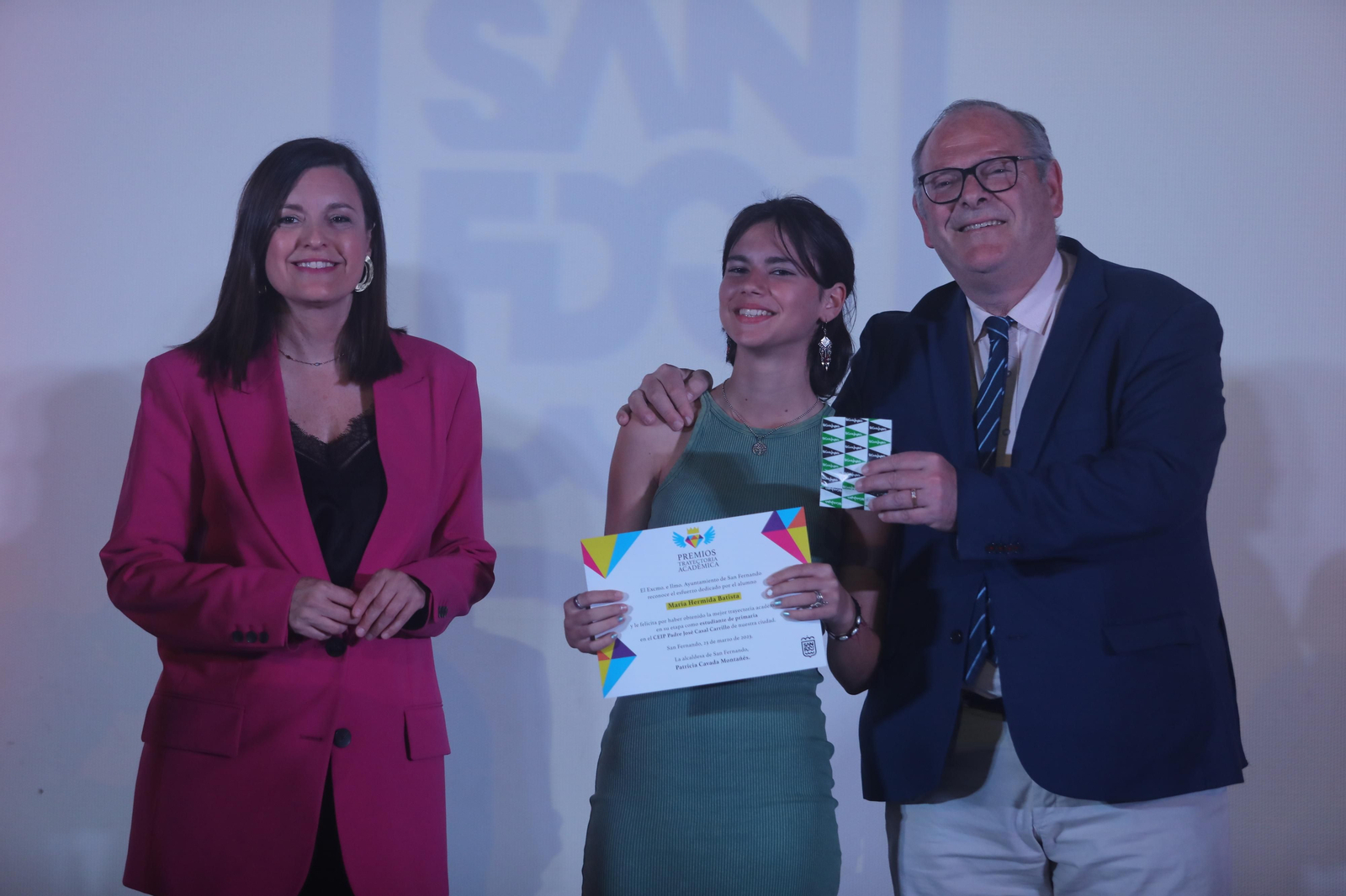 Las imágenes del acto de entrega de premios a los mejores expedientes académicos en San Fernando