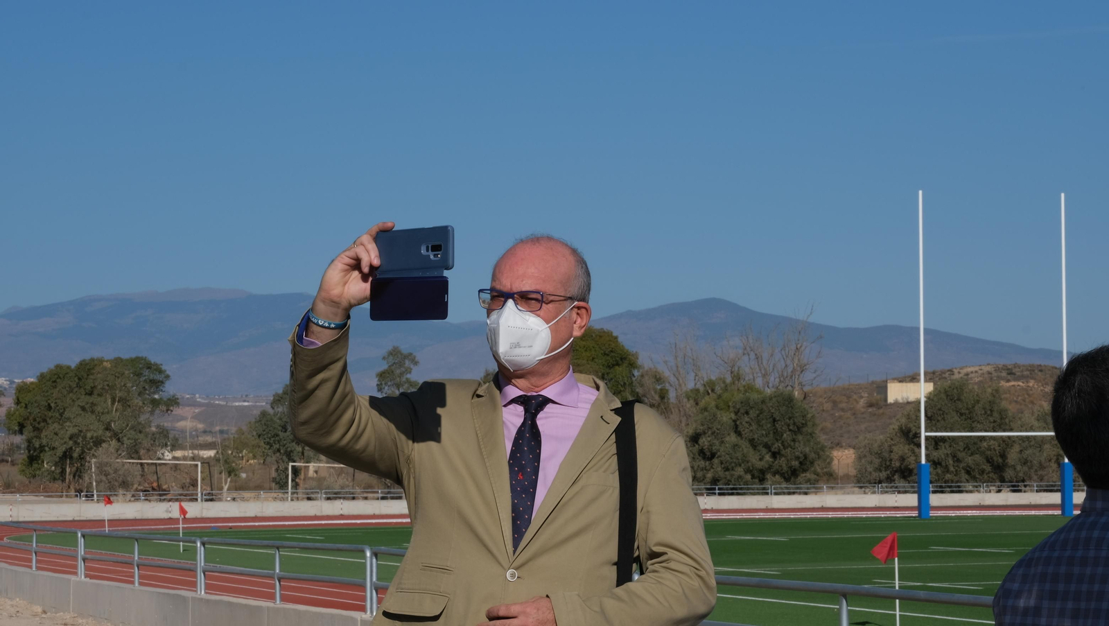 Fotogalería inauguración pista de atletismo y campo de rugby en la Base Militar Álvarez de Sotomayor