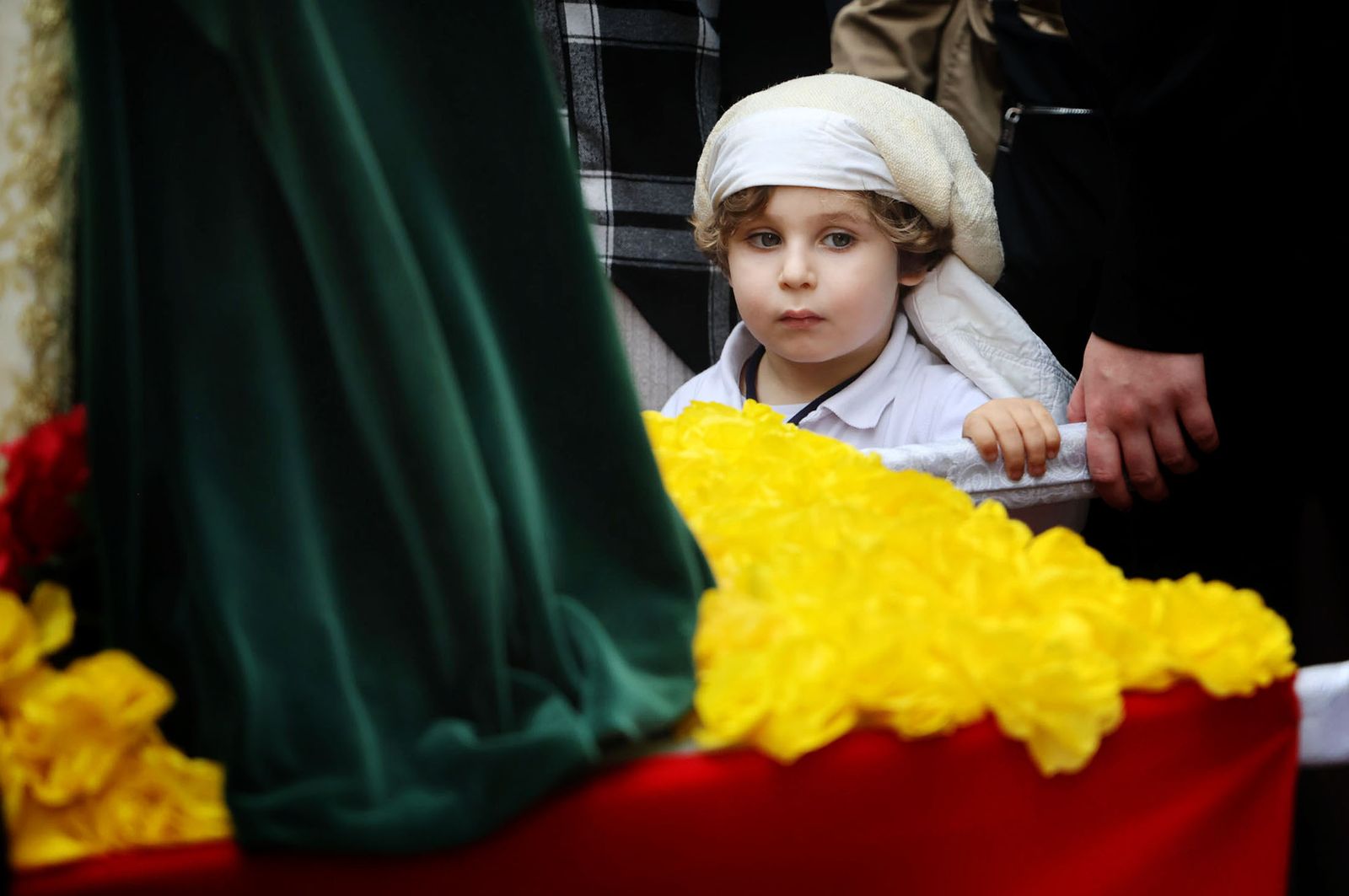 Imágenes de la procesión de la 'Escuela Infantil Mi Pequeño Puerto'