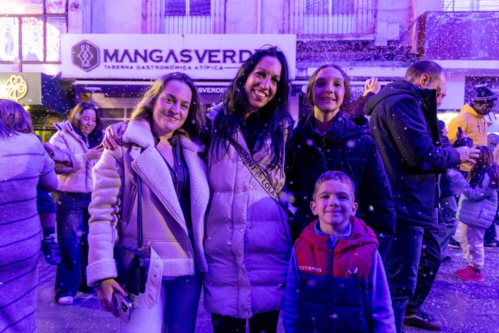 Iluminación navideña de la calle Bernabé Soriano