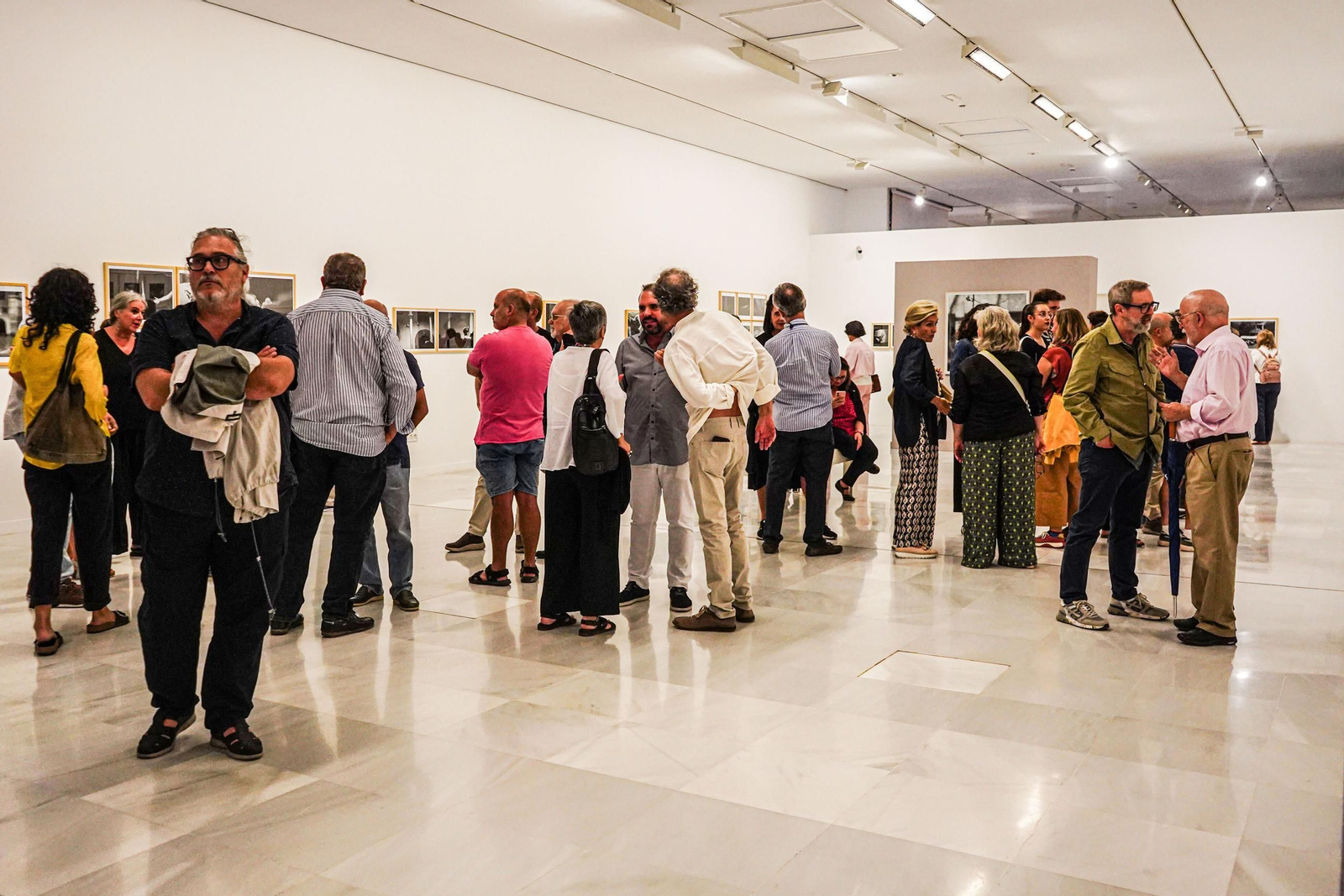 Todas las imágenes de la nueva exposición Classica anomalía en Granada