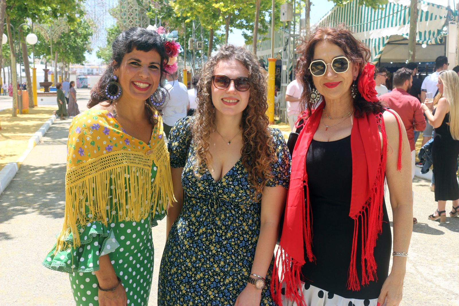 Búscate en las imágenes del viernes de Feria de Puerto Real