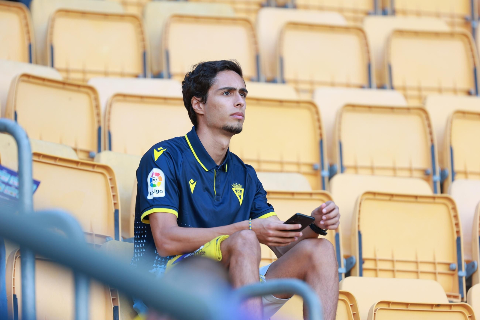 Búscate entre las fotos del partido de fútbol Cádiz CF - CD Eldense