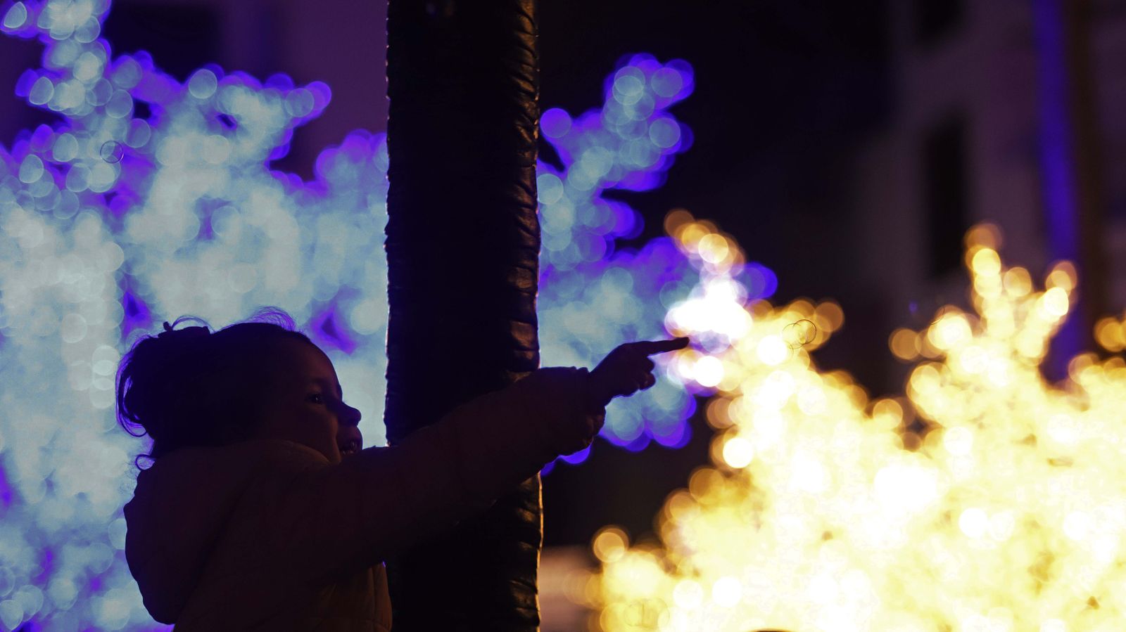 Fotos del encendido del alumbrado navideño en Algeciras