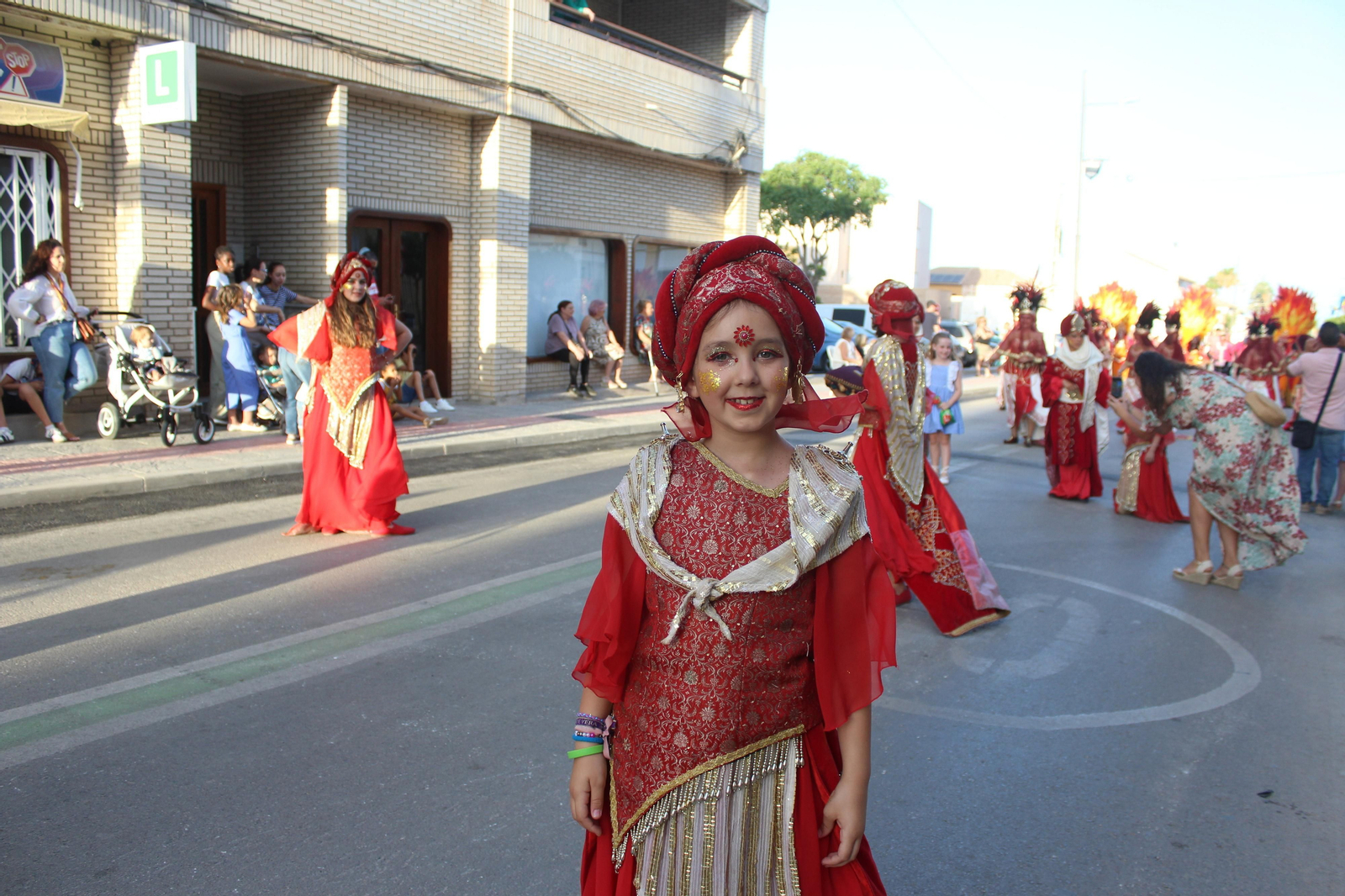 El desfile de Moros y Cristianos de Vera, en imágenes