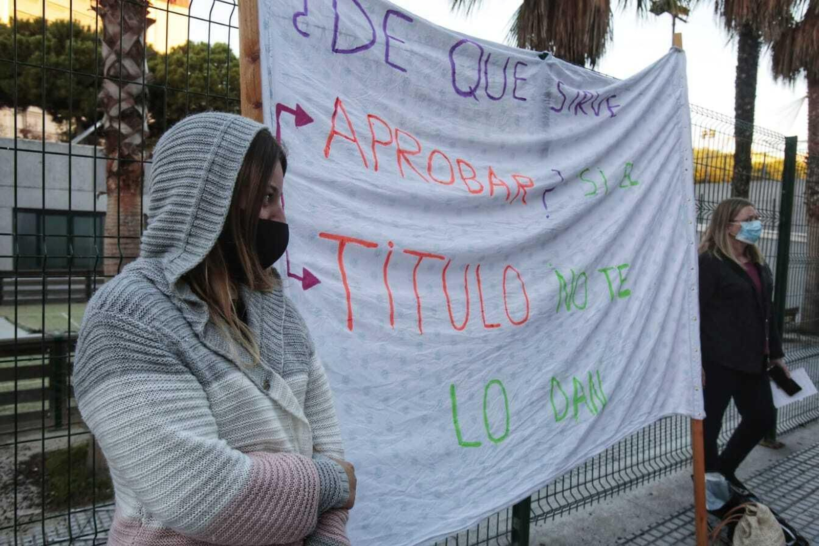 Una imagen de la protesta en el IES Fernando Aguilar.