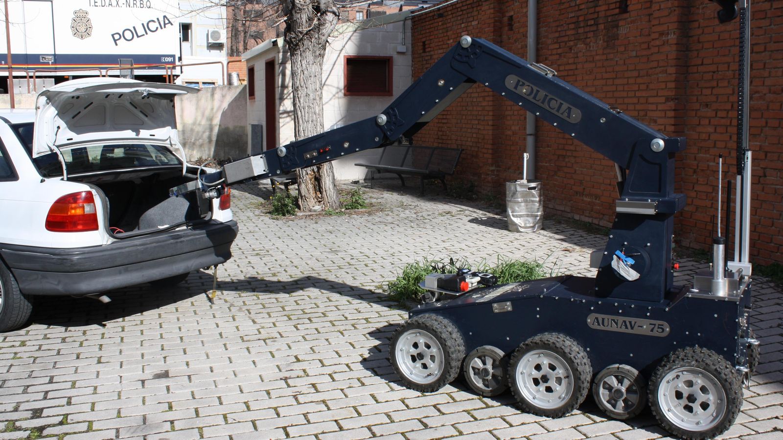 El robot que les ayuda en su trabajo