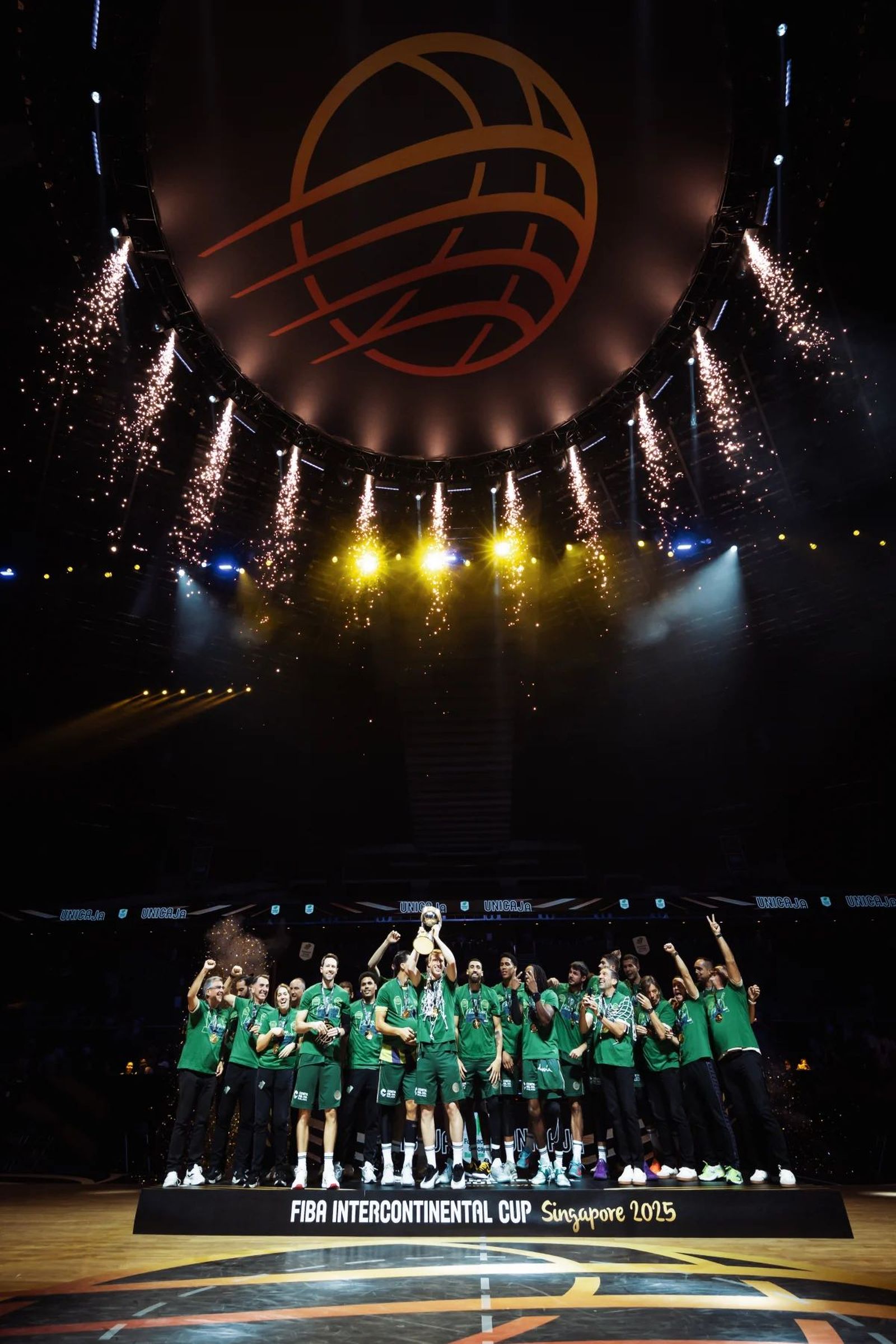 Las fotos del Unicaja campeón en la Copa Intercontinental