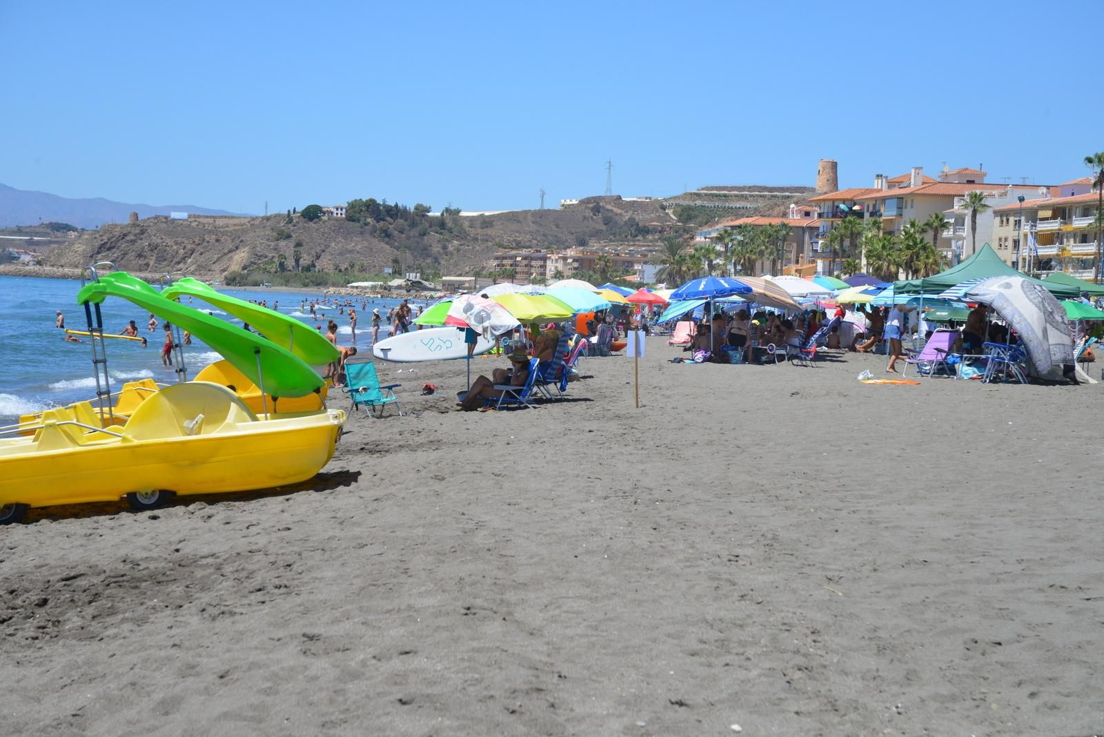 Vista de una de las playas de Torrox