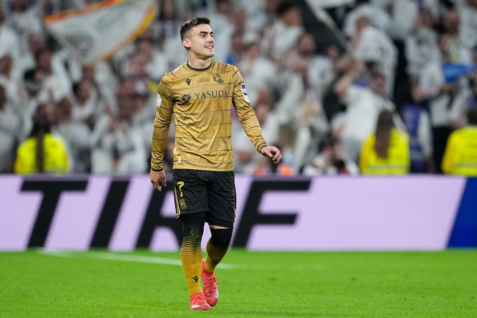 Las fotos del Real Madrid - Real Sociedad camino del Estadio de la Cartuja