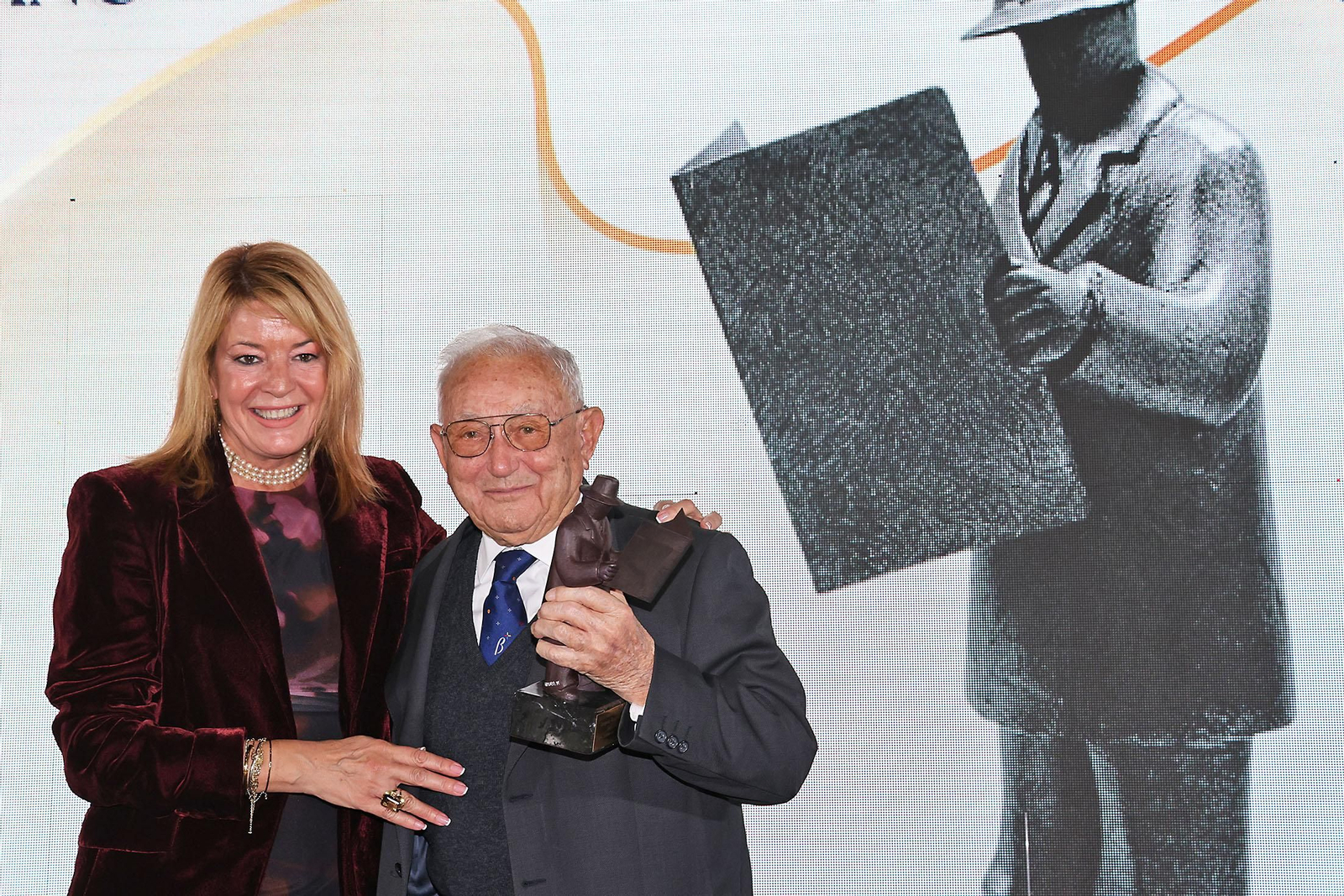 Imágenes de la entrega de los premios Onubenses del año en su 37 edición