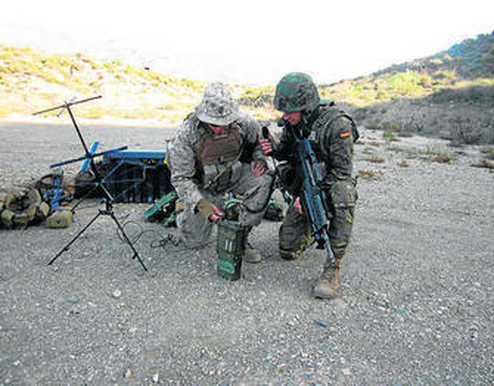 Marines y legionarios durante la realización de las maniobras en diciembre.
