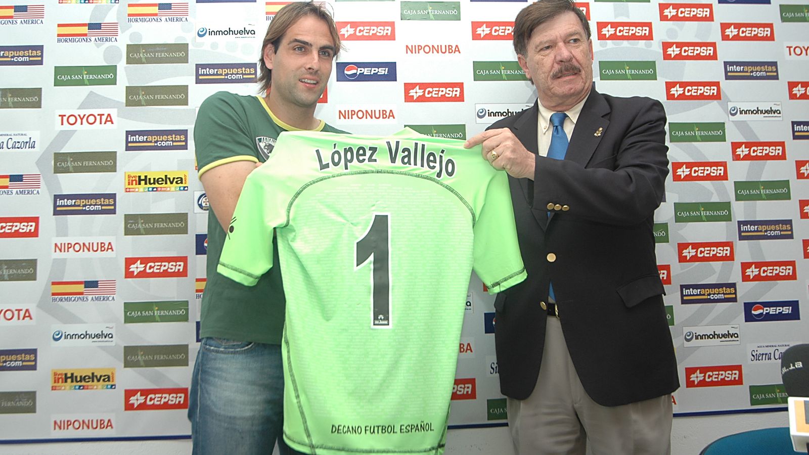 López Vallejo en su presentación en el Recreativo.