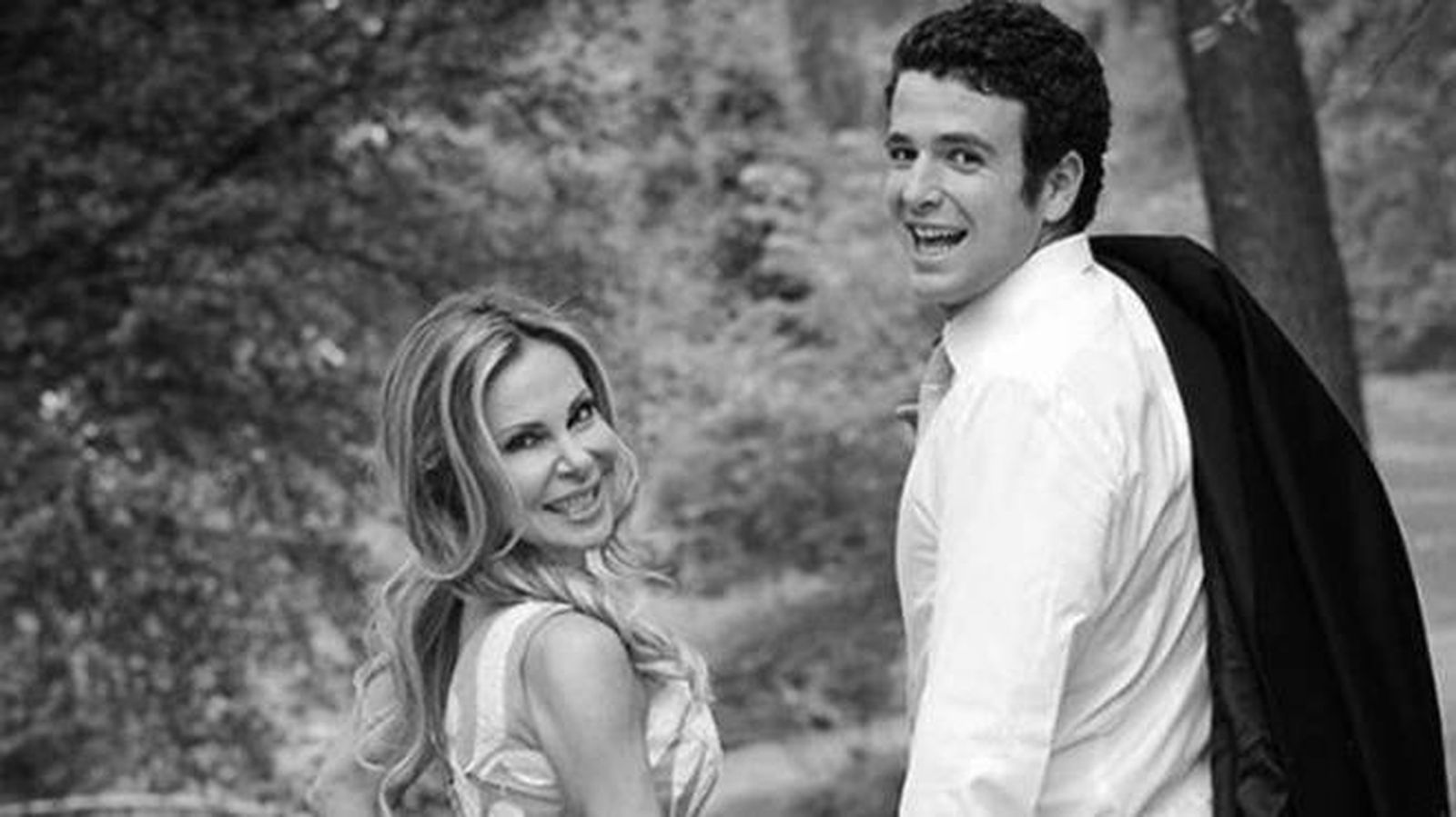 La foto de Ana y su hijo compartida en las redes