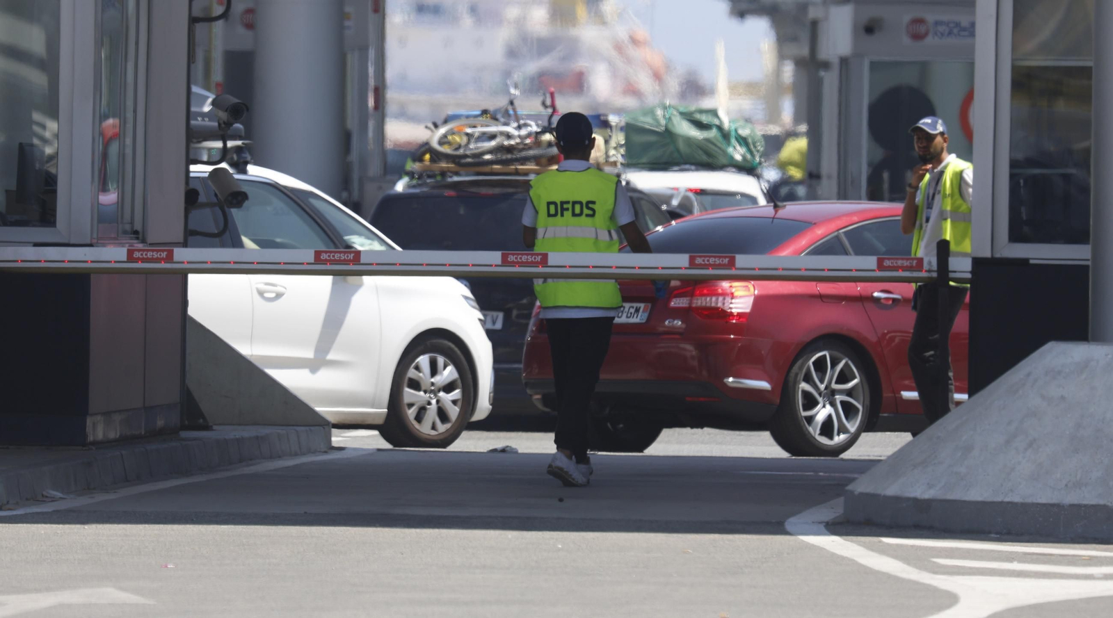 Las fotos del sábado más concurrido en la Operación paso del Estrecho en Algeciras
