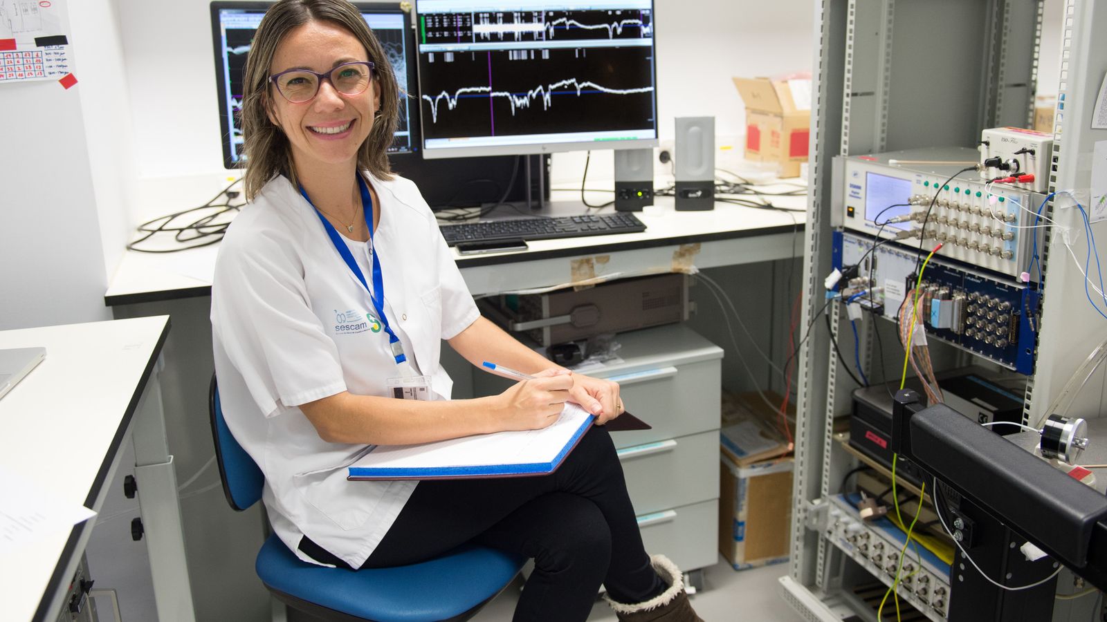 FAAM de Oro a la Investigación Social y  Científica para Juliana Martins.