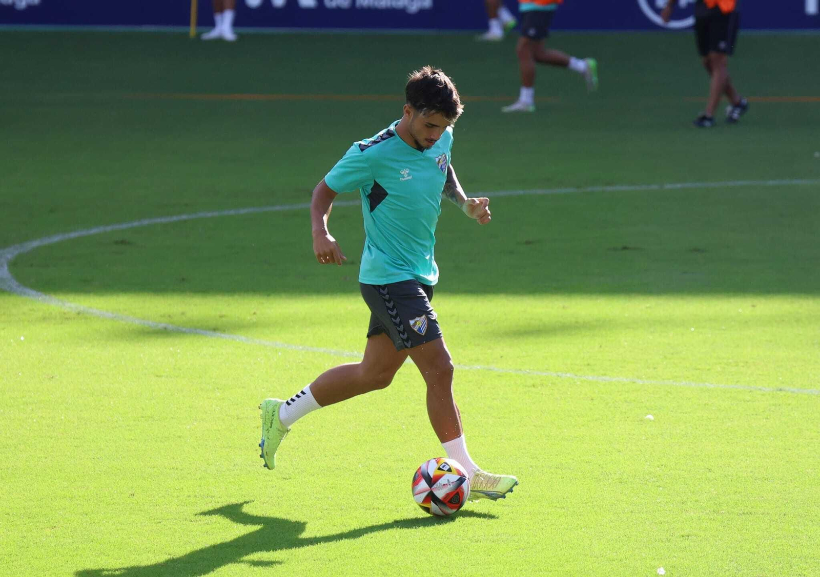 Las imágenes del entrenamiento del Málaga en La Rosaleda Las imágenes del entrenamiento del Málaga en La Rosaleda