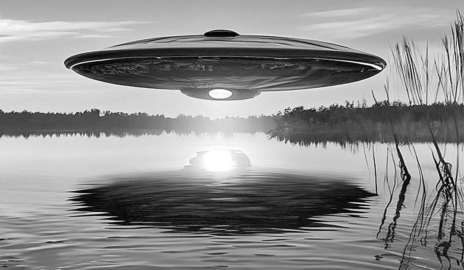 Recreación de un ovni que sobrevuela marisma.