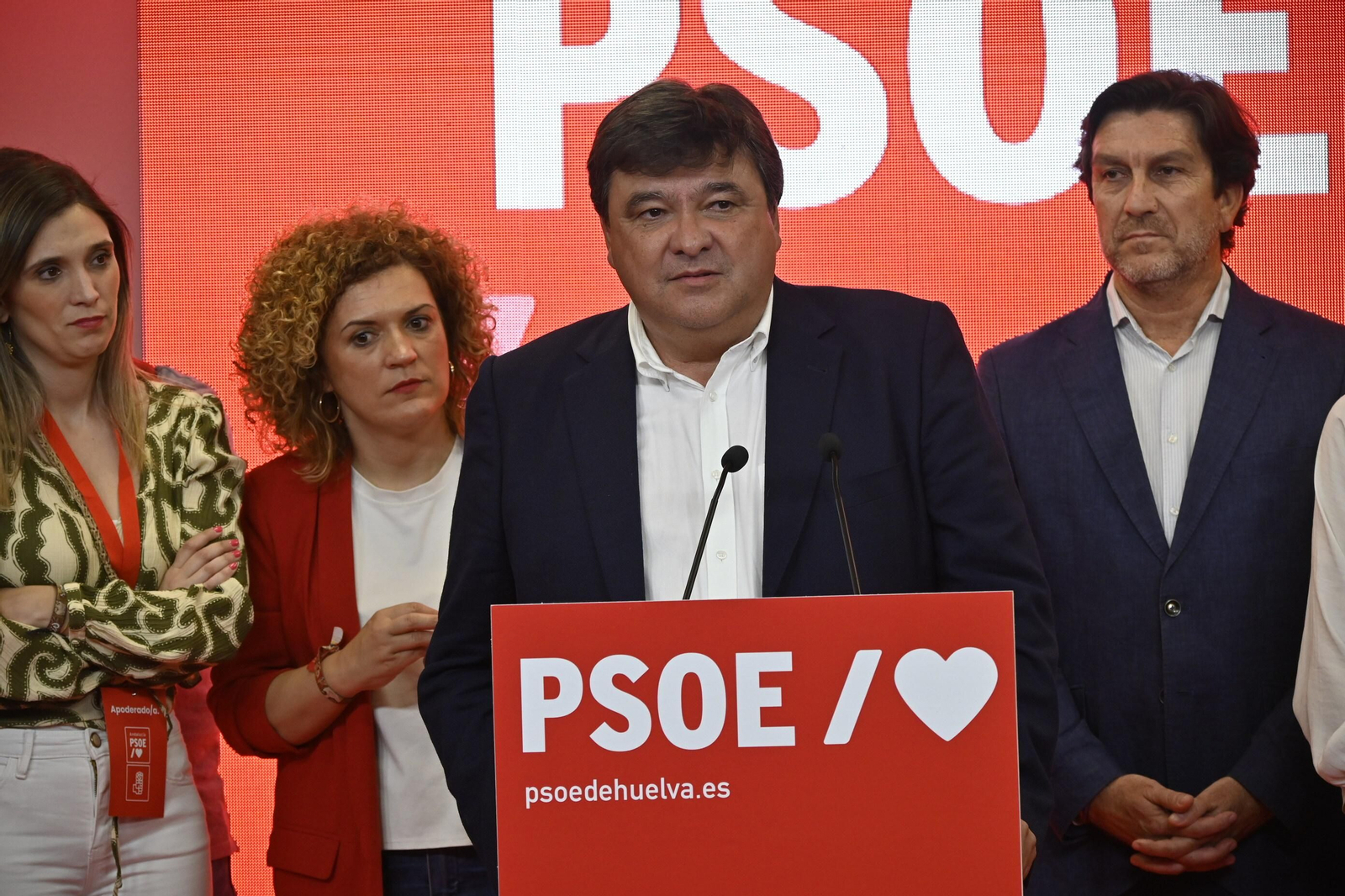 Imágenes del PSOE tras las elecciones municipales en Huelva