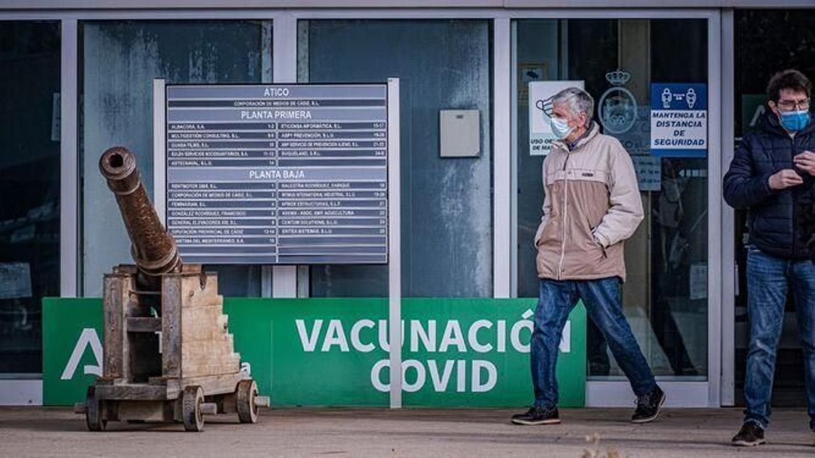 Punto de vacunación covid en Cádiz.