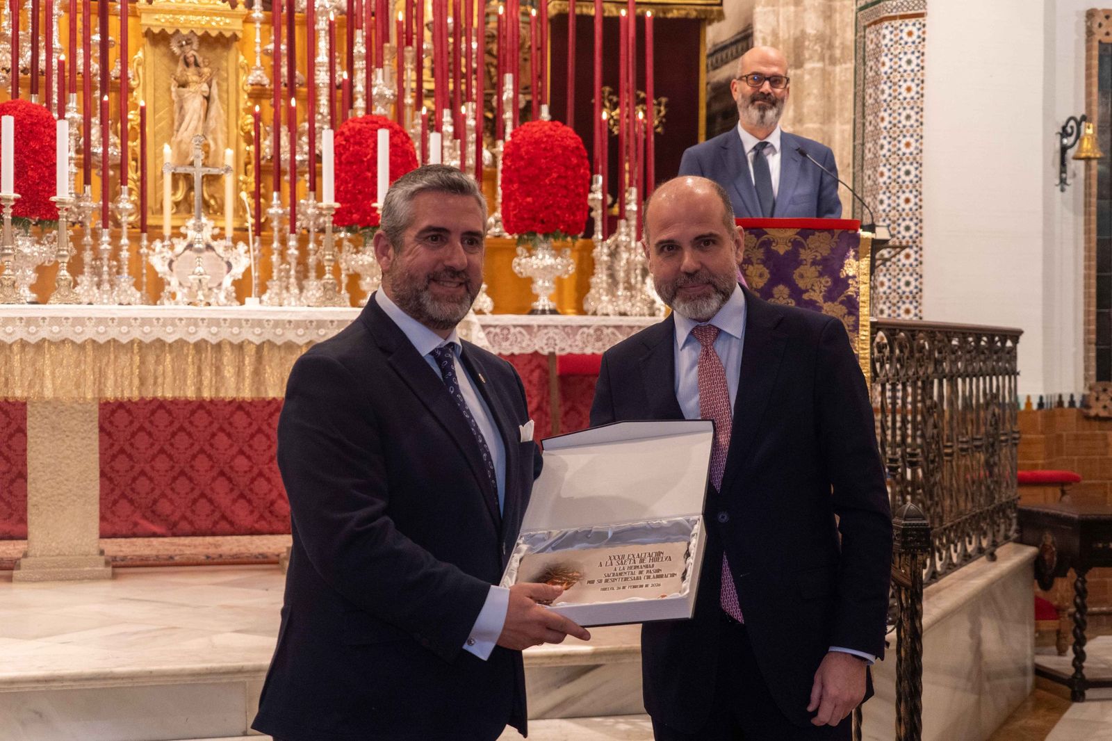 Fotografías de la entrega de distinciones tras la XXXII Exaltación a la Saeta de Huelva