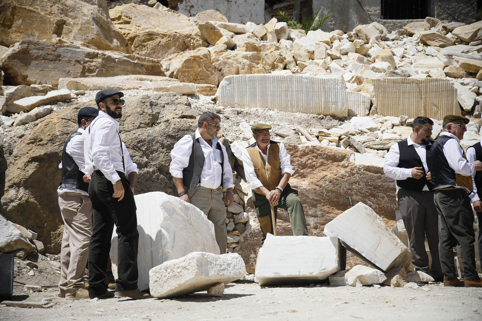 VI Recreación Histórica "Canteros y Caciques en la lucha por el Mármol", en imágenes