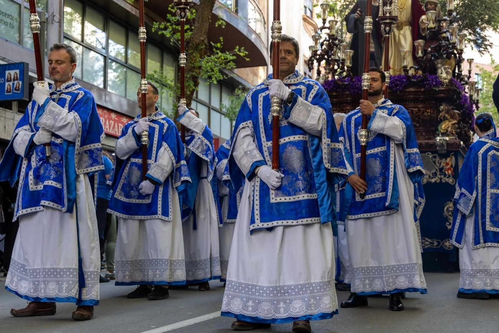 Los jiennenses se entregan a una tarde de Amor, Perdón y Esperanza.