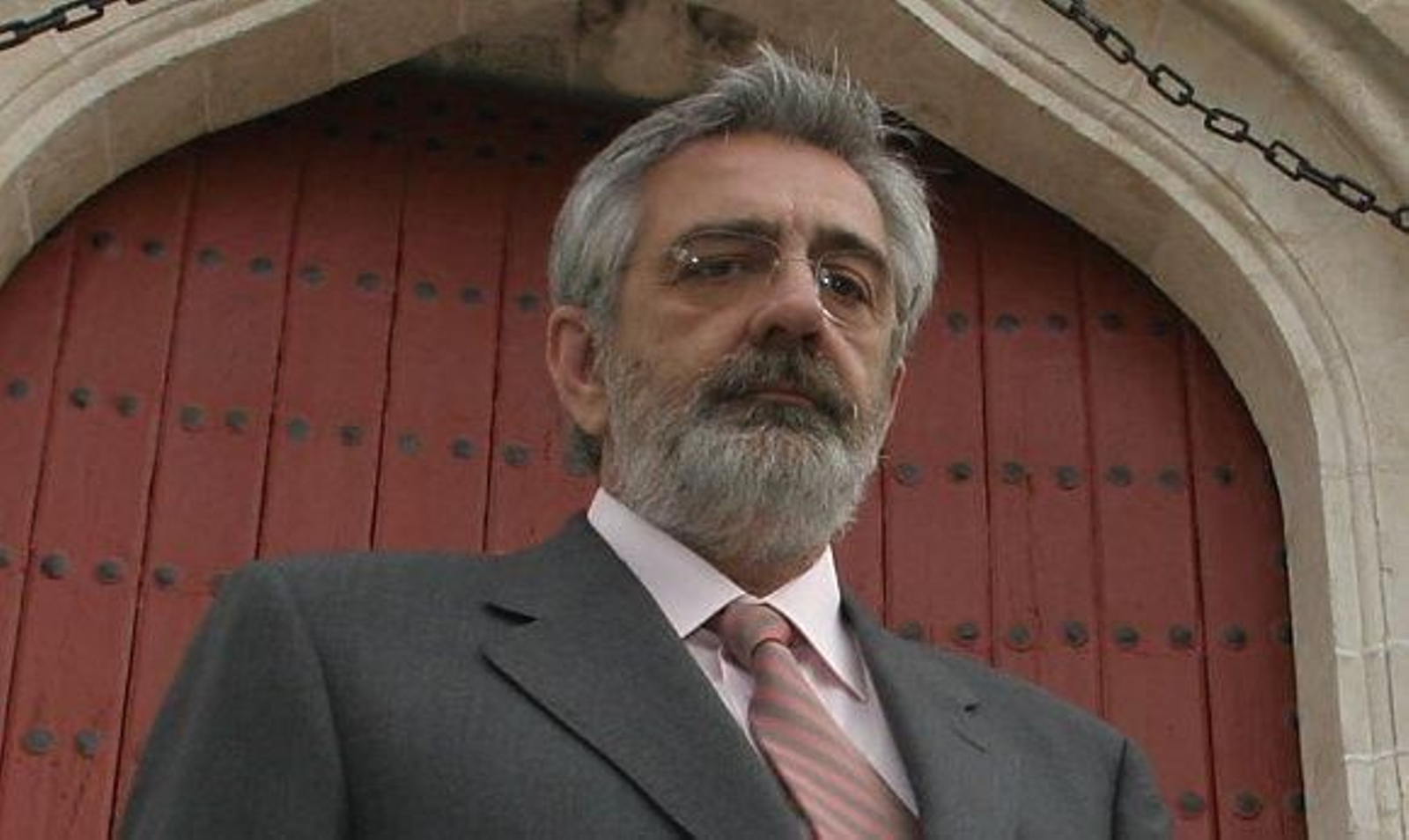 Eduardo Canorea pide a las figuras "volver a la cordialidad"