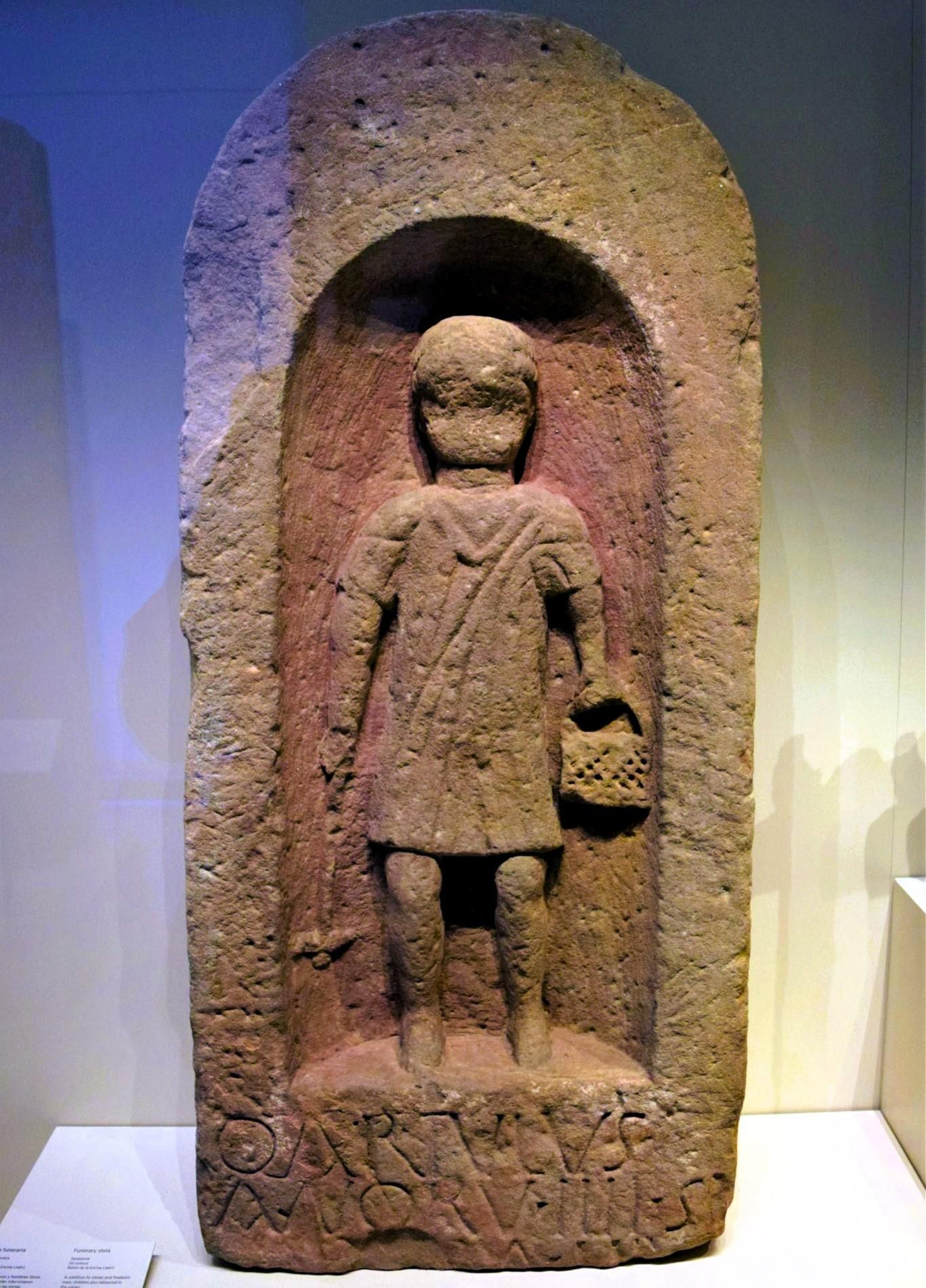 Estela del niño minero de Jaén.