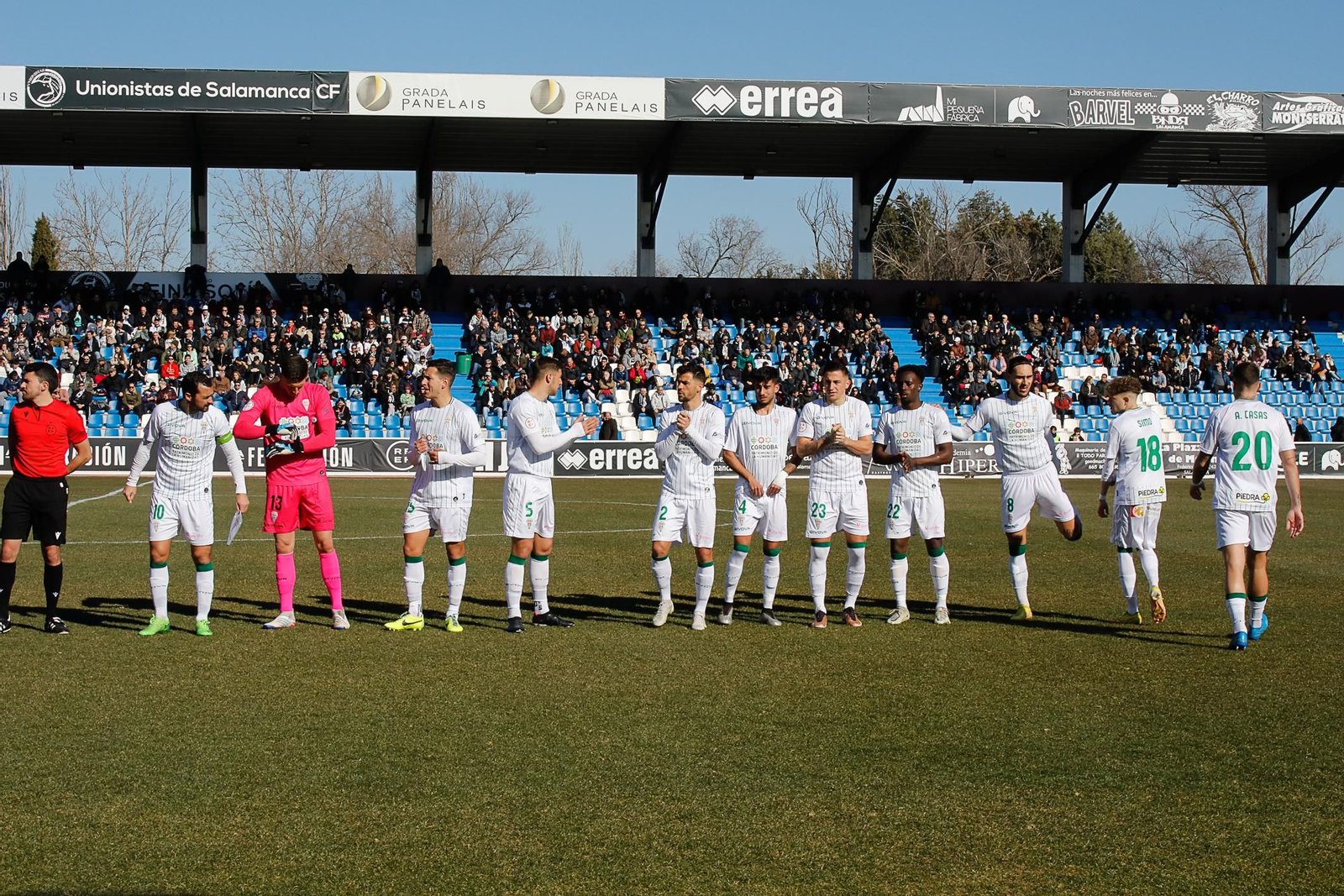Las fotos de la afición del Córdoba CF en la visita a Unionistas