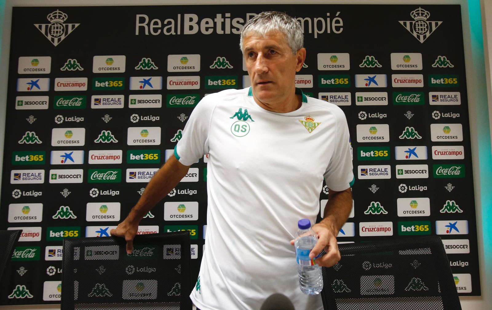 Quique Setién en la sala de prensa.