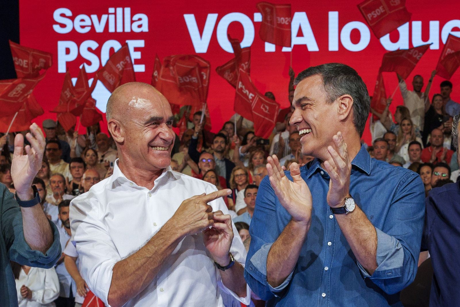 Antonio Muñoz y Pedro Sánchez, el pasado sábado en Sevilla