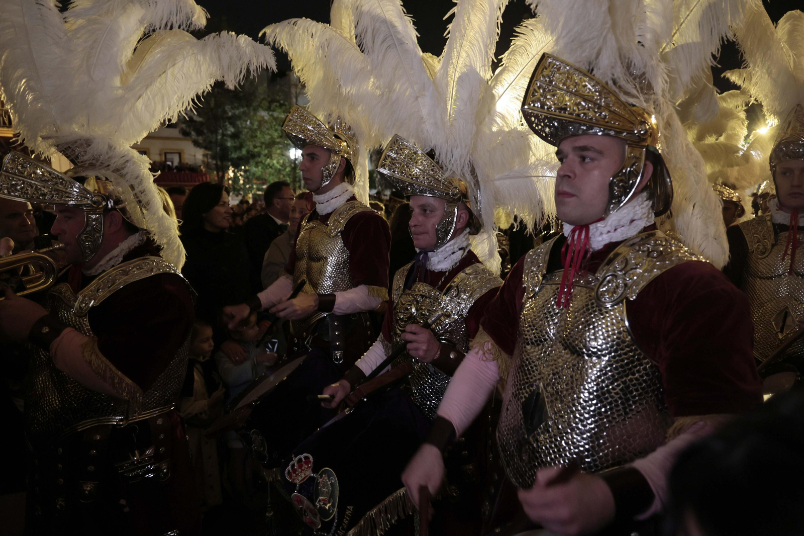 Los Armaos de la Macarena visitan  al Gran Poder