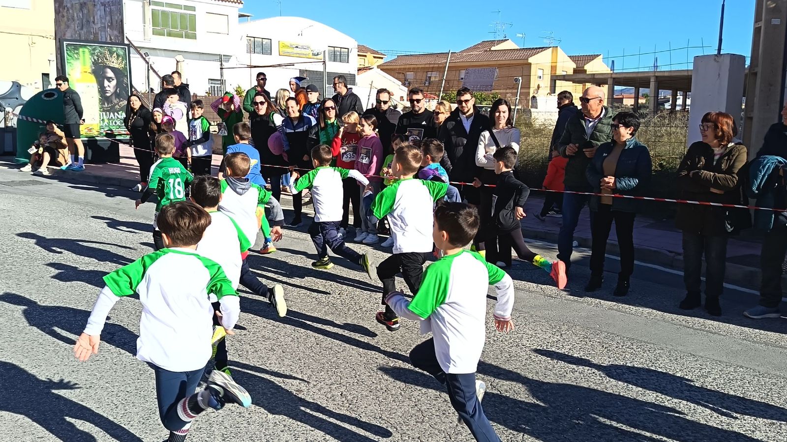 La San Silvestre albojense recoge 700 kilogramos de alimentos destinados a Cáritas