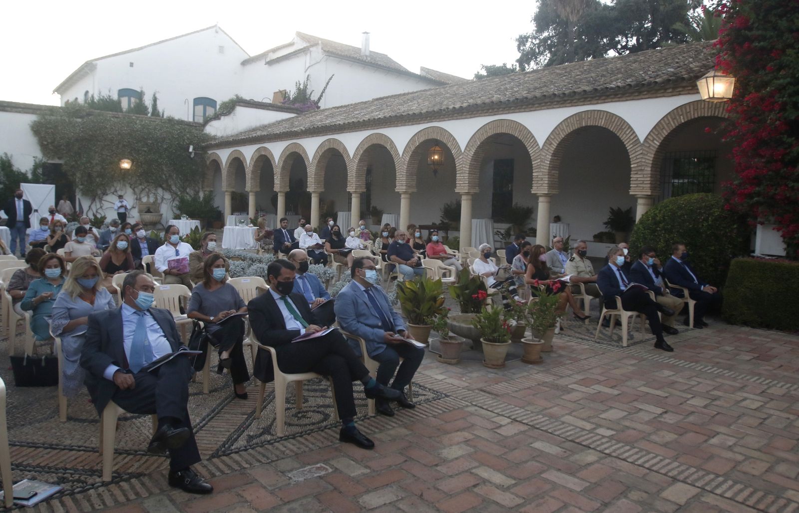 La presentación del libro 'Centenario de los Patios de Córdoba', en imágenes