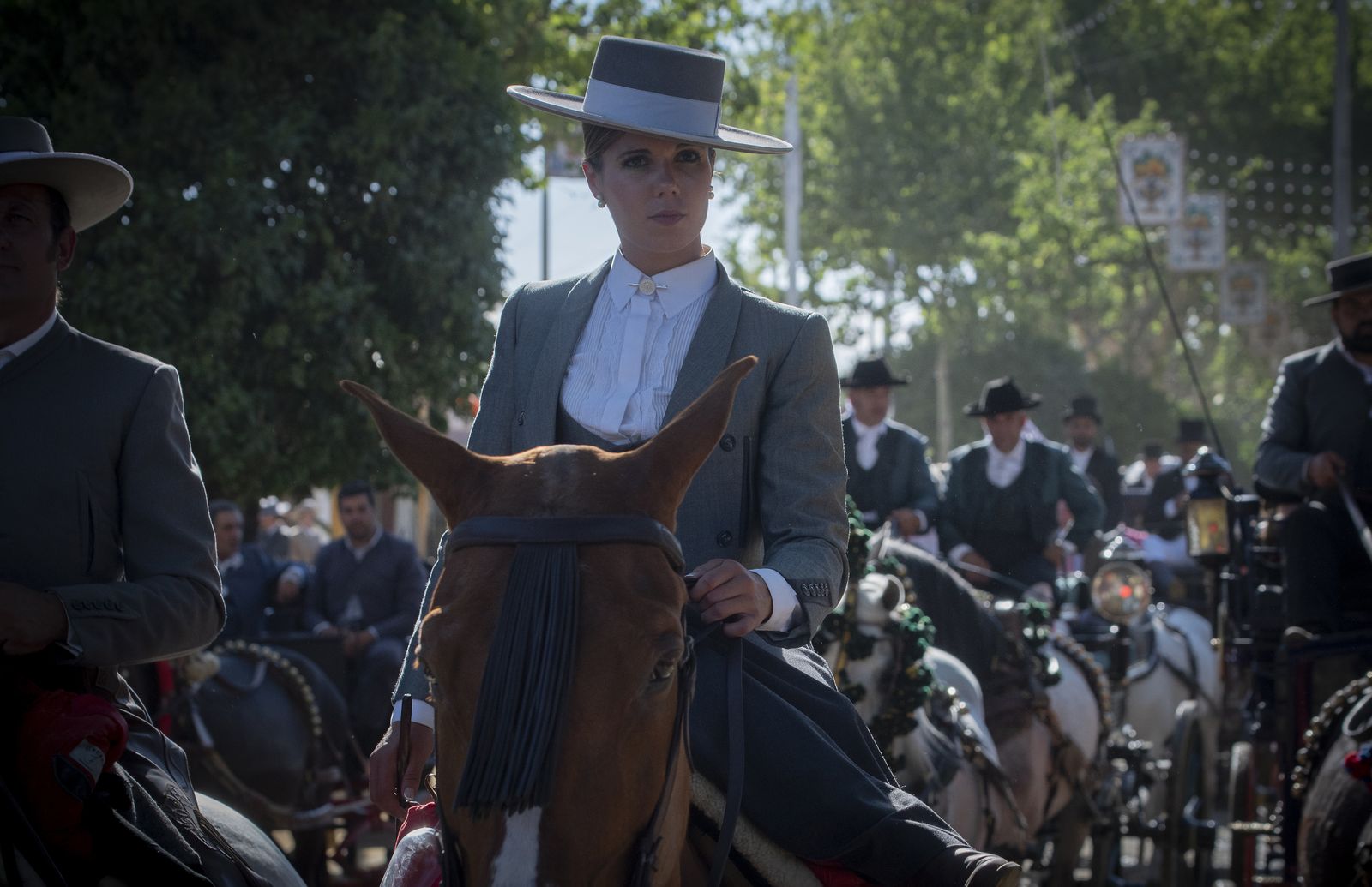 Estallido de colores en el miércoles de Feria de Abril 2023